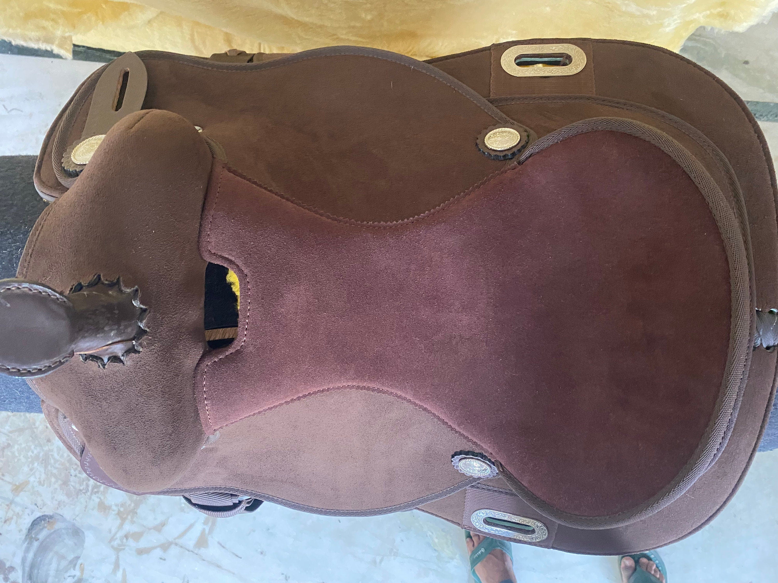 MOUSM Western Barrel Saddle - Made from Synthetic Suede Leather Build on a Strong Fiber Tree- Rawhide Covered & Fancy Concho, Seat Size: 14"–17" Inches