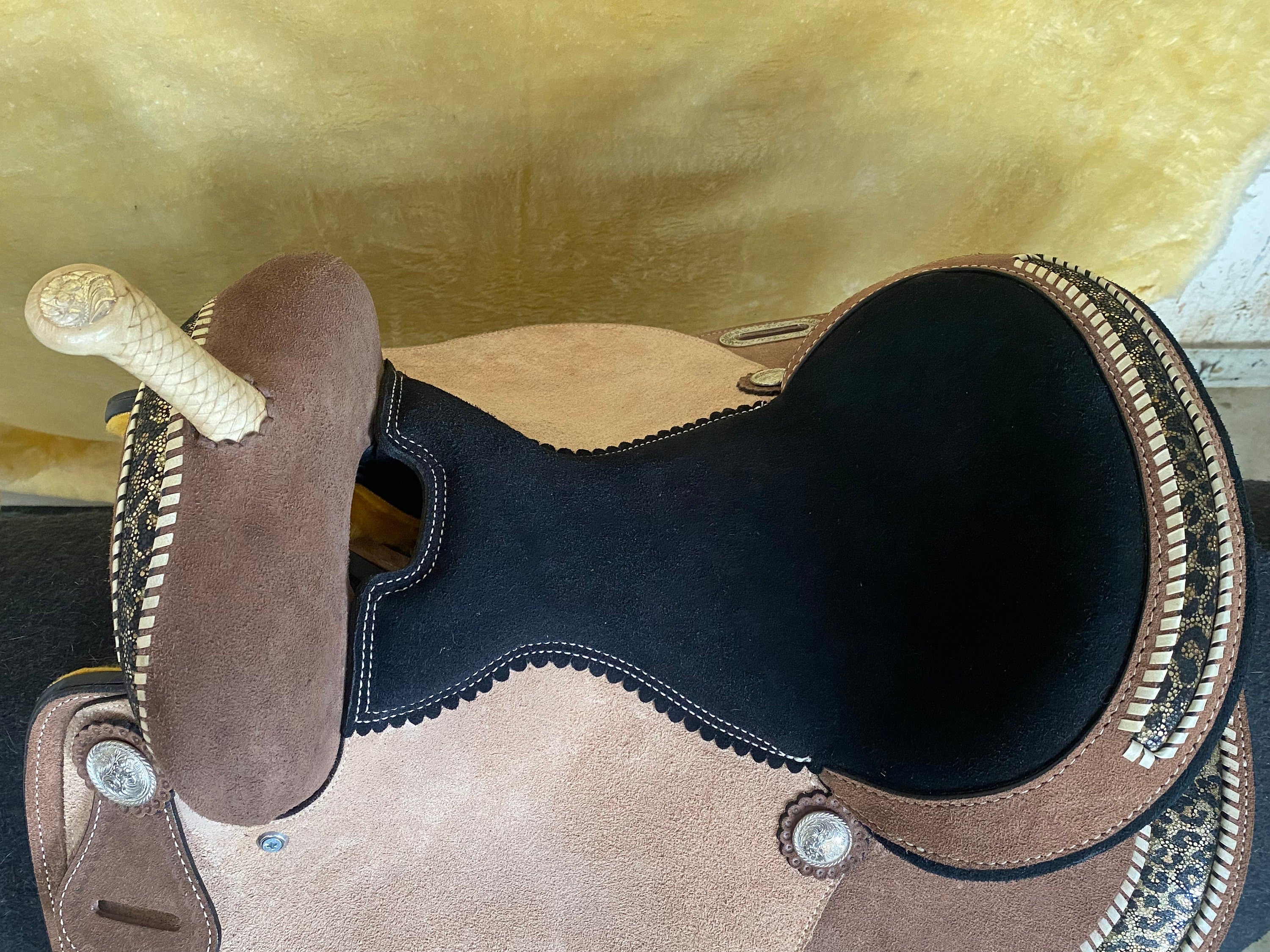 MOUSM Western Barrel Saddle - Made from Genuine Leather with Leopard Corner Patch, Built on a Rawhide Covered Fiber Tree, Available in 13” to 17” Options