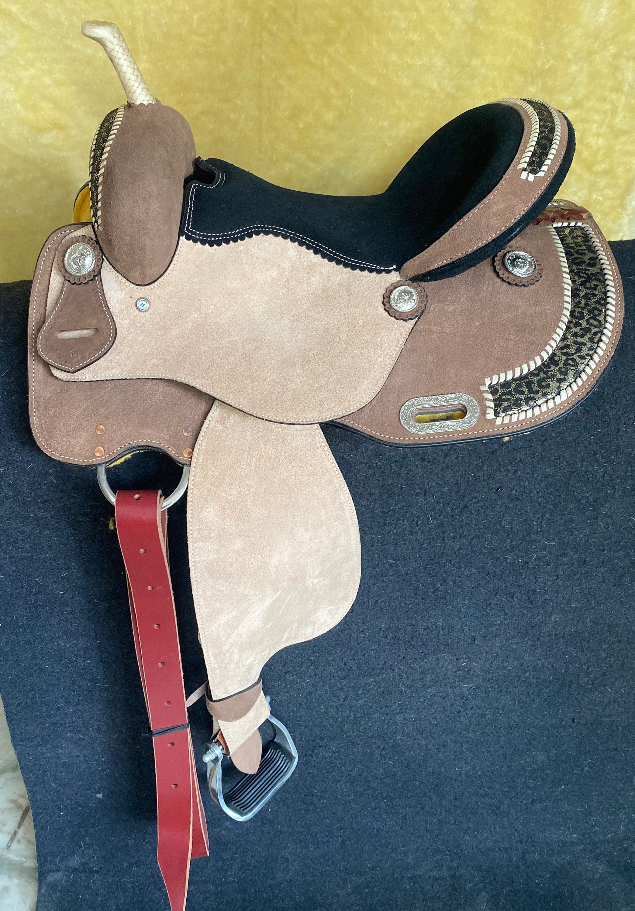 MOUSM Western Barrel Saddle - Made from Genuine Leather with Leopard Corner Patch, Built on a Rawhide Covered Fiber Tree, Available in 13” to 17” Options