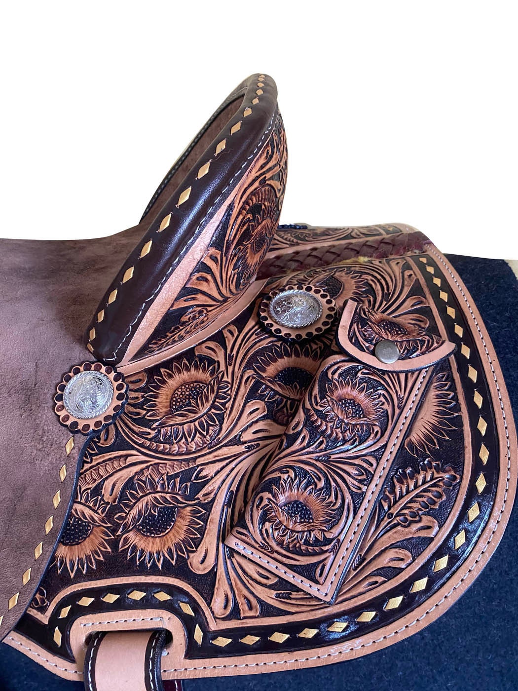 MOUSM Western Saddle – Made From Genuine Argentina Leather With Hand-Tooled Floral Design, Built On a Rawhide-Covered Fiber Tree, Seat Size: 14"–17"