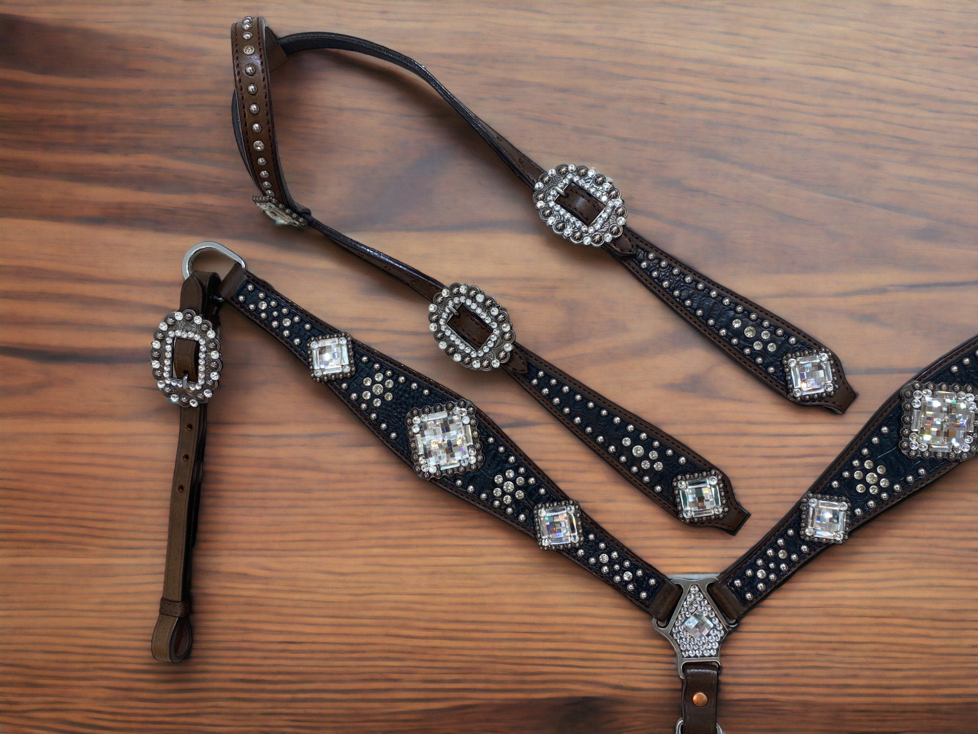 MOUSM Western Headstall and Breast Collar Set – Made from Argentina Cow Leather, Horse Tack Set with Crystal Clear Rhinestone Conchos, Nickel Studs on Black Alligator Print