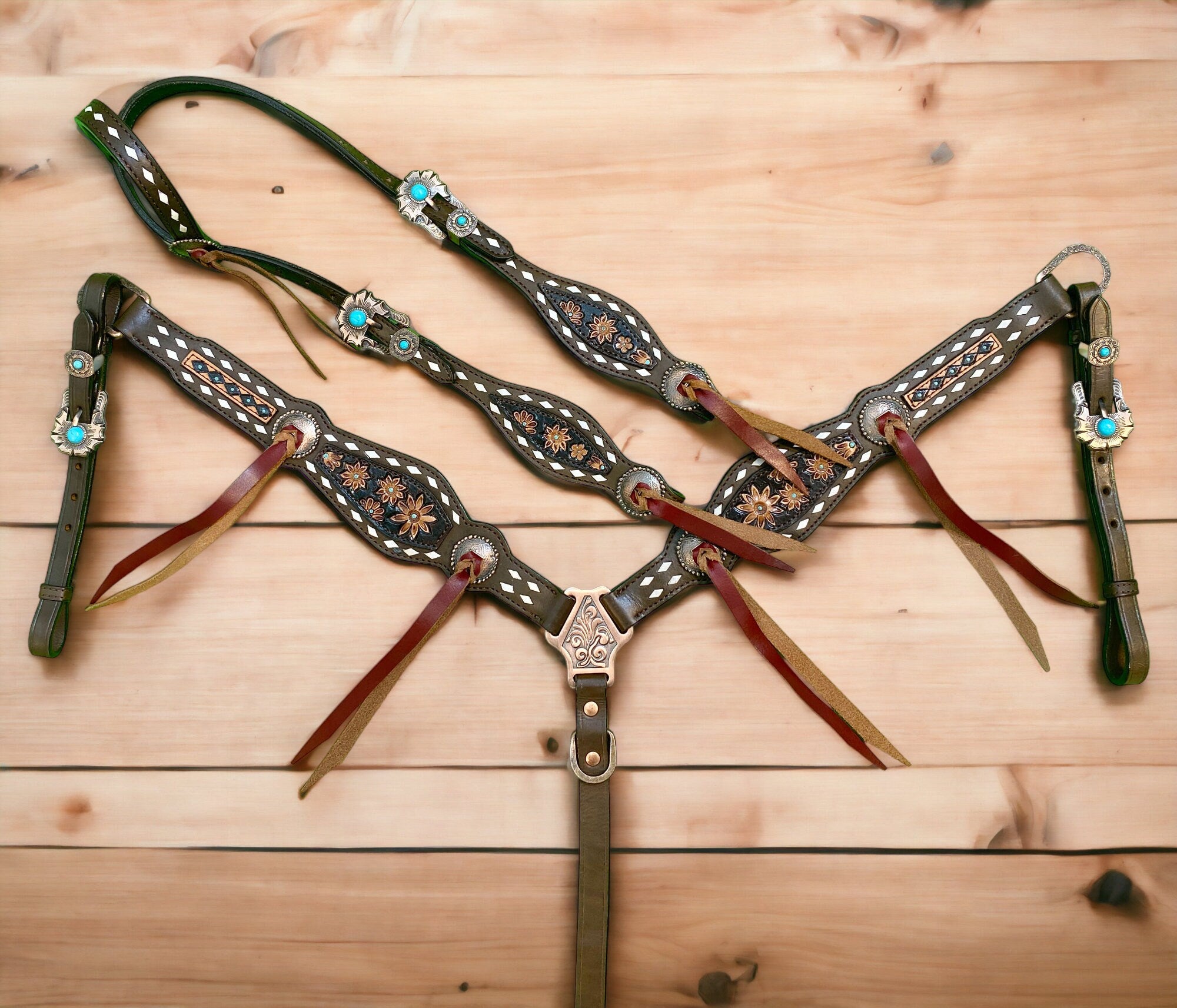 MOUSM Western Horse Bridle & Breast Collar Set – Made with Argentina Cow Leather, Hand-Carved Floral Design with Buck Stitching & String Conchos