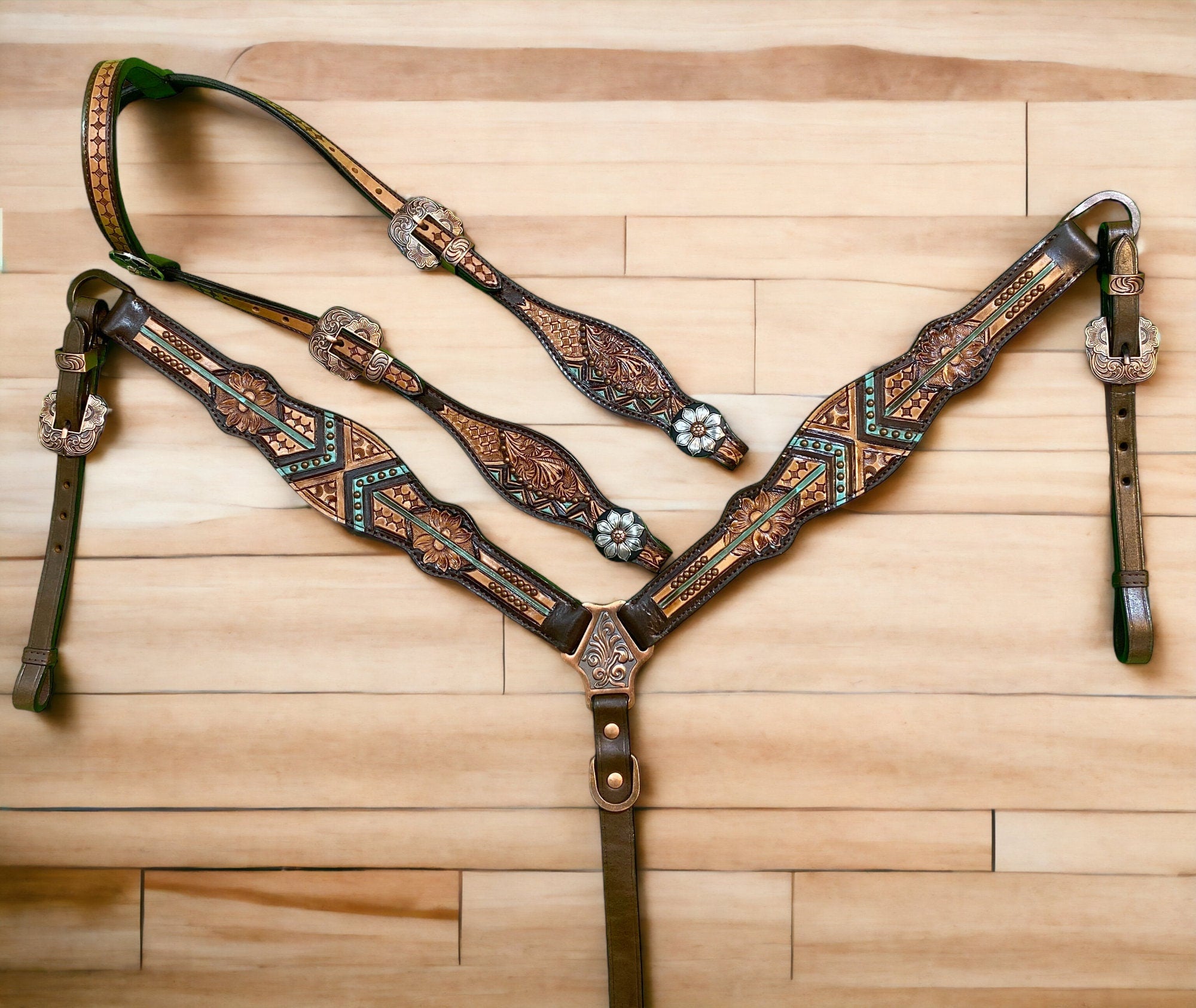 MOUSM Argentina Cow Leather Headstall and Breast Collar Set – Western Horse Tack with Geometrical Flower Carving & Copper Studs