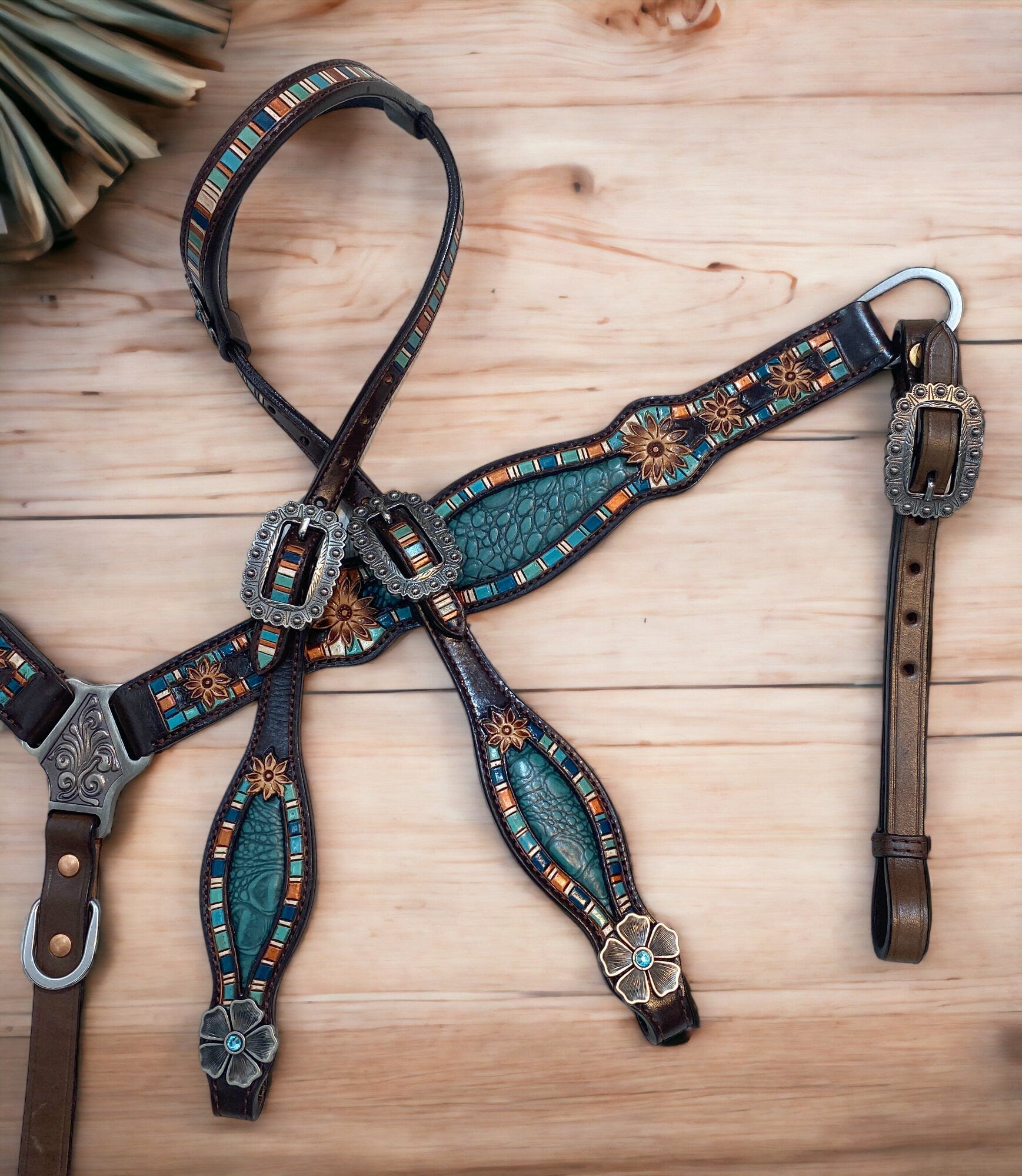 MOUSM Argentina Cow Leather Headstall & Breast Collar Set for Horse, Western Headstall Set in Teal Alligator Design with Hand-Tooled Flower Craving