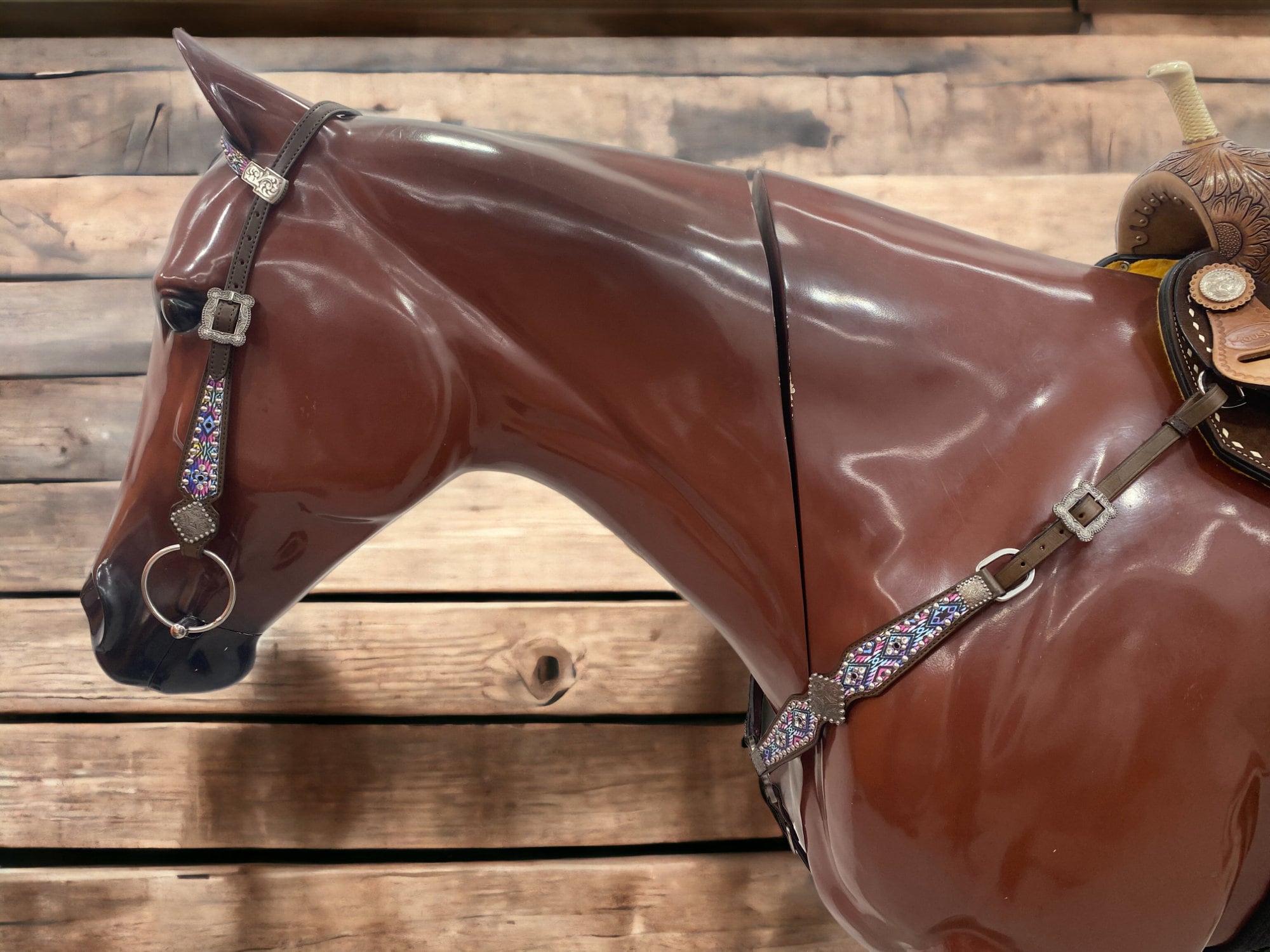 MOUSM Argentina Cow Leather Headstall and Breast Collar Set – Western Horse Tack with Rainbow Aztec Print With Decorative Conchos