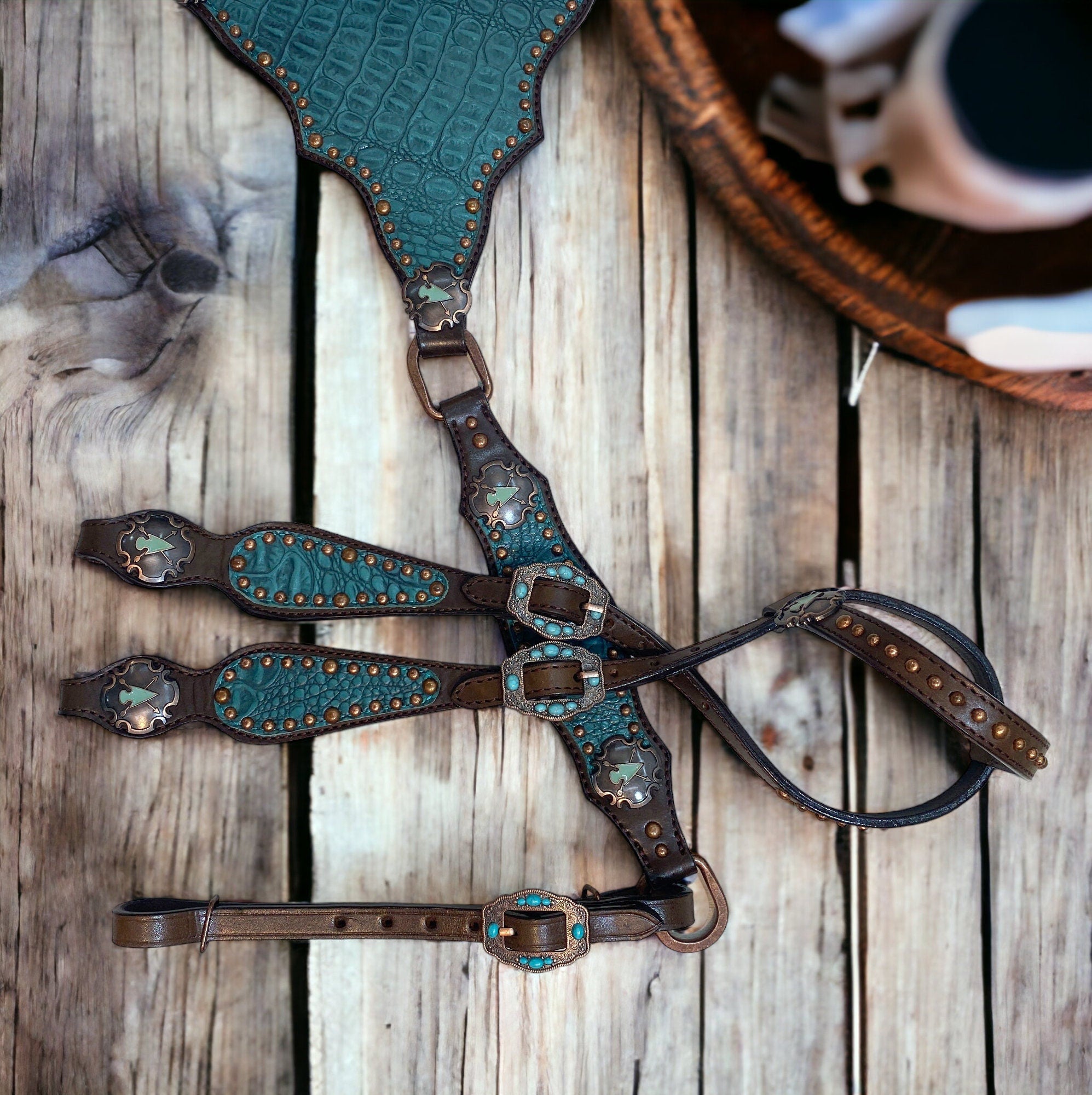 MOUSM Western Headstall & Breast Collar Set – Made with Argentina Cow Leather, Western Horse Tack with Teal Alligator Accents & Copper Studs