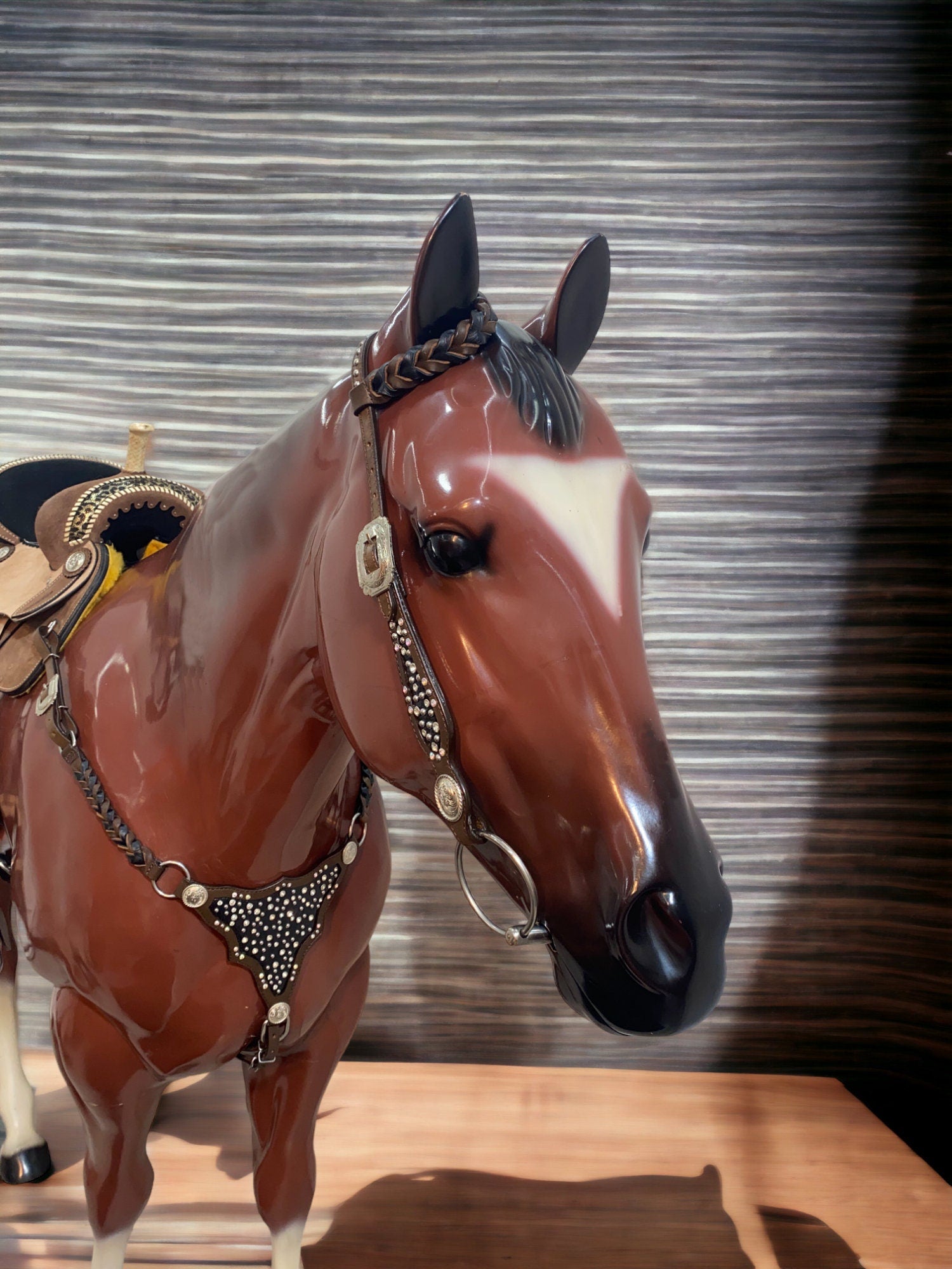 MOUSM Argentina Cow Leather Headstall & Breast Collar Set – Western Horse Tack with Clear Rivets, Silver Studs & Black Alligator Accents