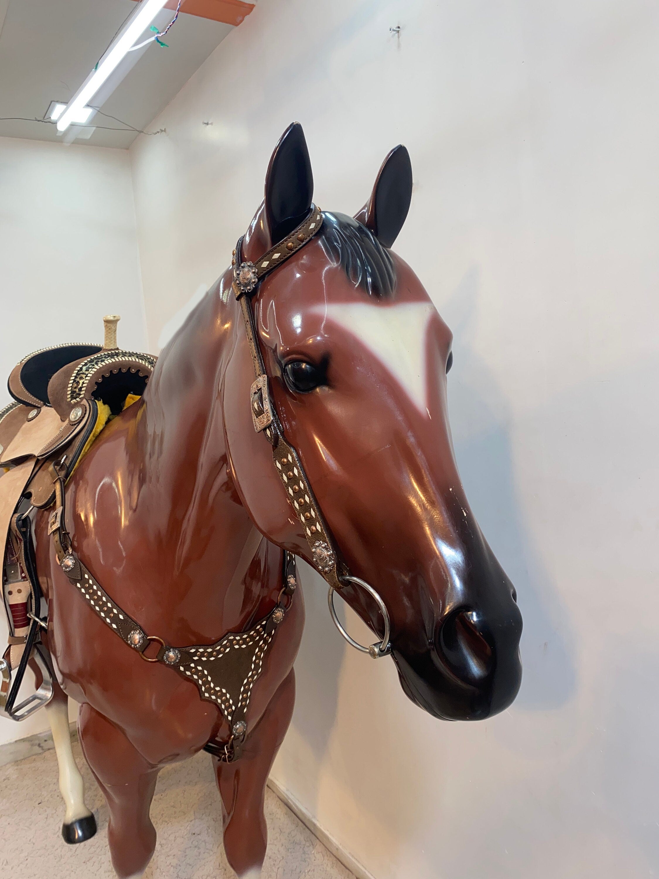 MOUSM Argentina Cow Leather Breast Collar and Headstall Set – Western Horse Bridle Set with White Rawhide Buck Stitching, Antique Copper Studs