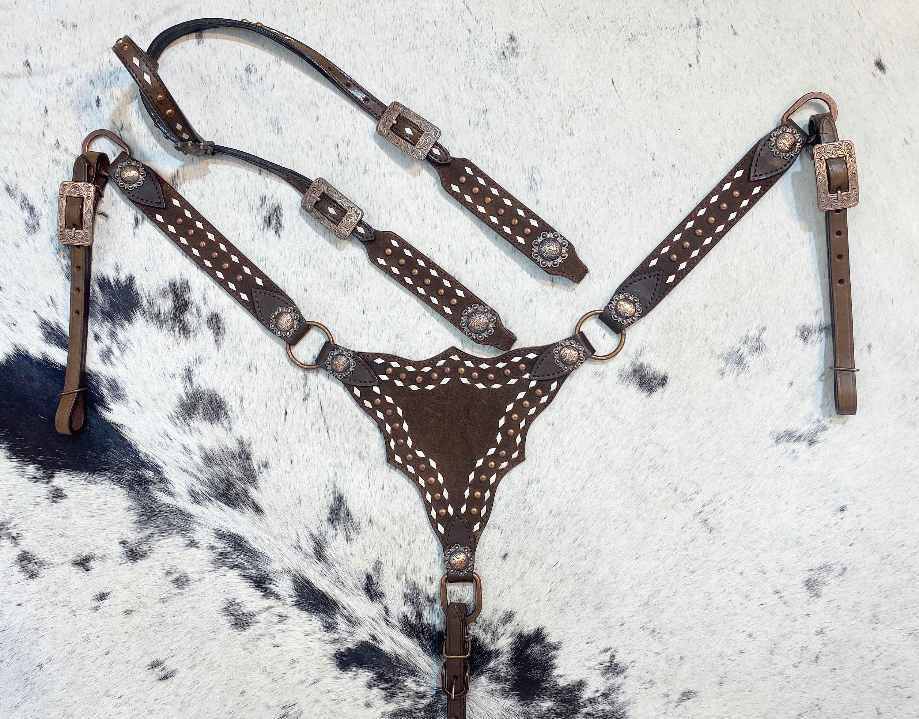 MOUSM Argentina Cow Leather Breast Collar and Headstall Set – Western Horse Bridle Set with White Rawhide Buck Stitching, Antique Copper Studs
