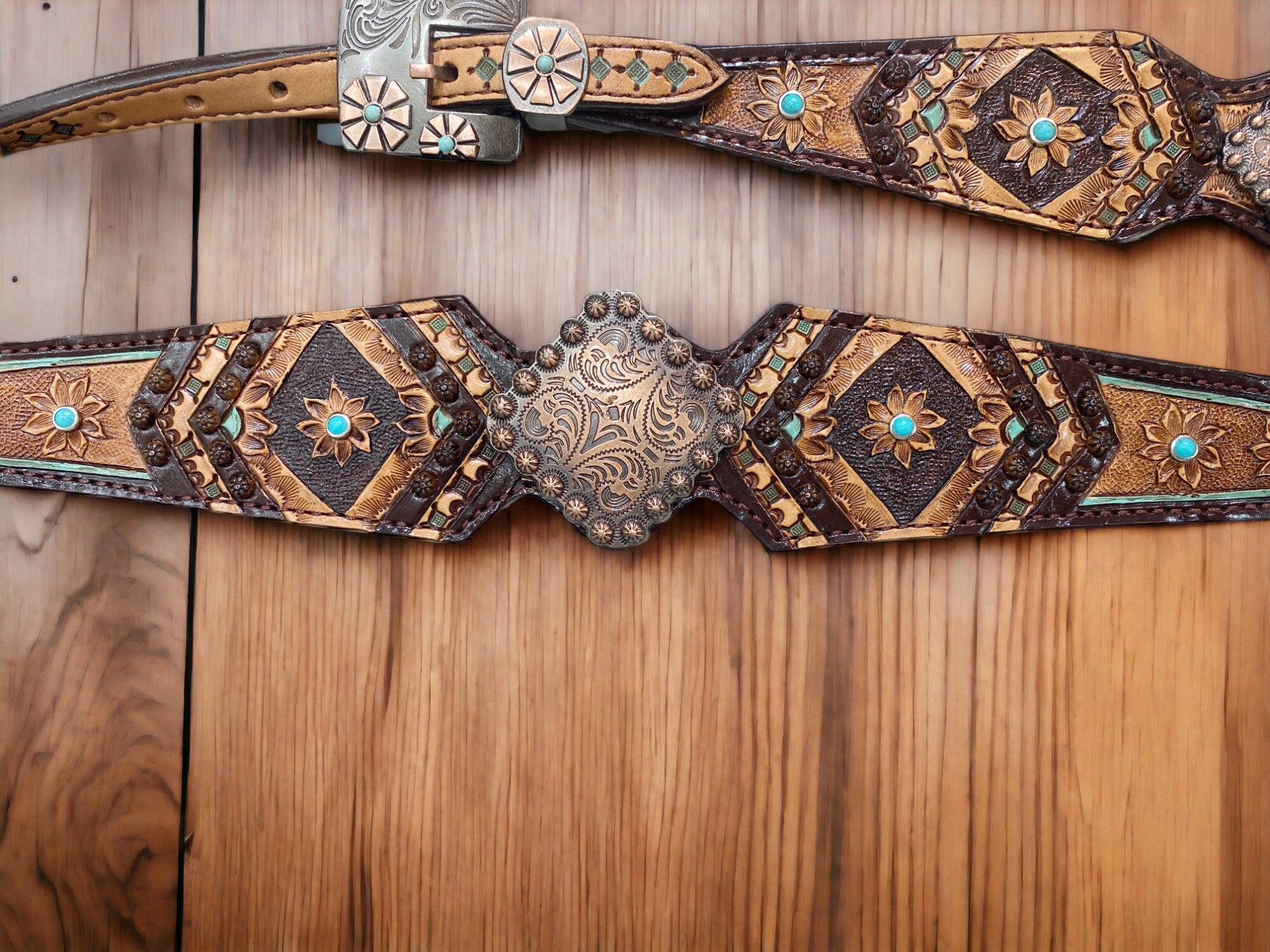 MOUSM Argentina Cow Leather Headstall and Breast Collar Set for Horse, Western Headstall Set Decorated with Geometrical Flower Carving, Antique Copper Conchos