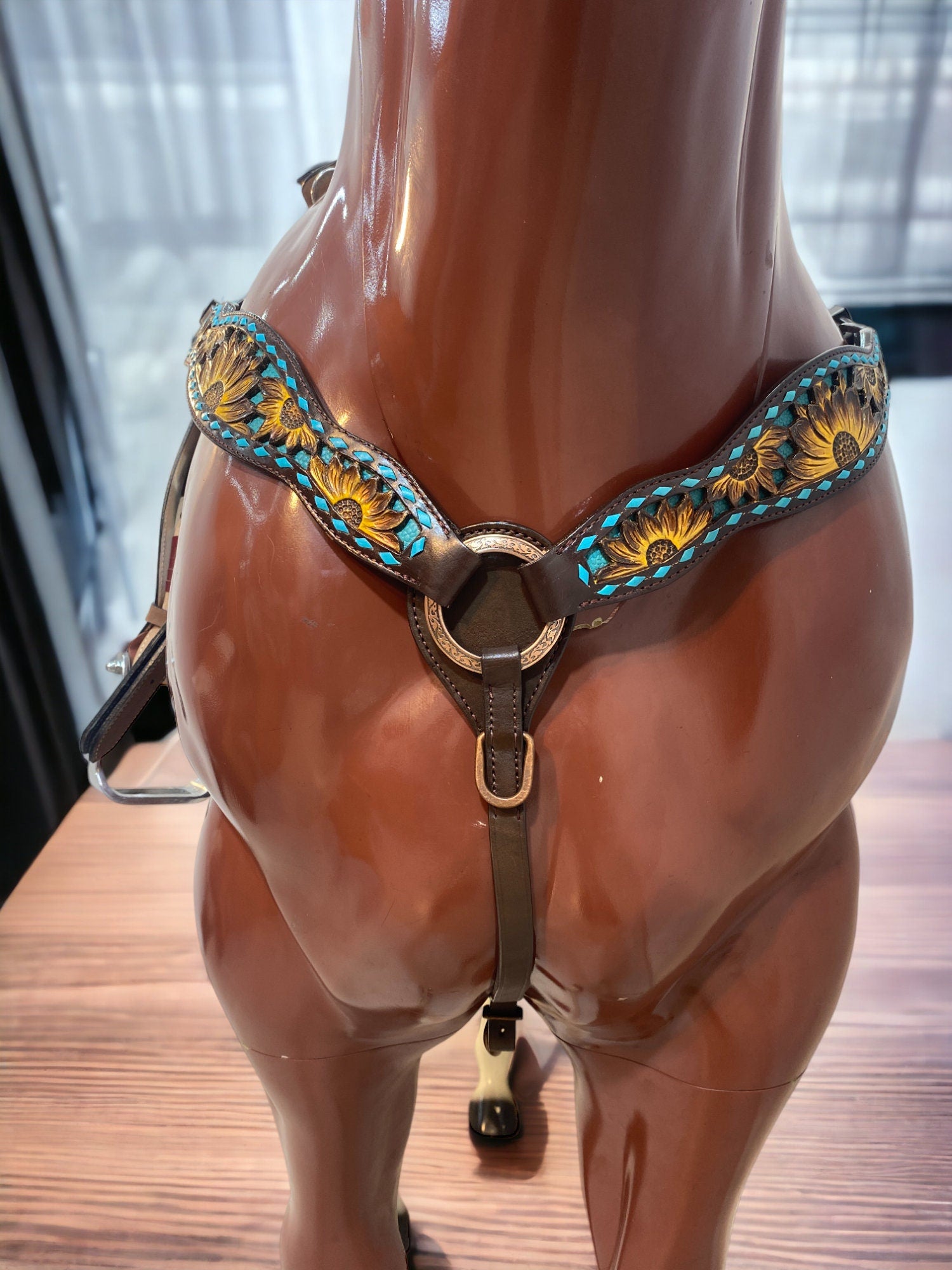 MOUSM Argentina Cow Leather Headstall and Breast Collar Set – Western Horse Tack with Hand-Painted Sunflower Carving & Teal Rawhide Backstitching