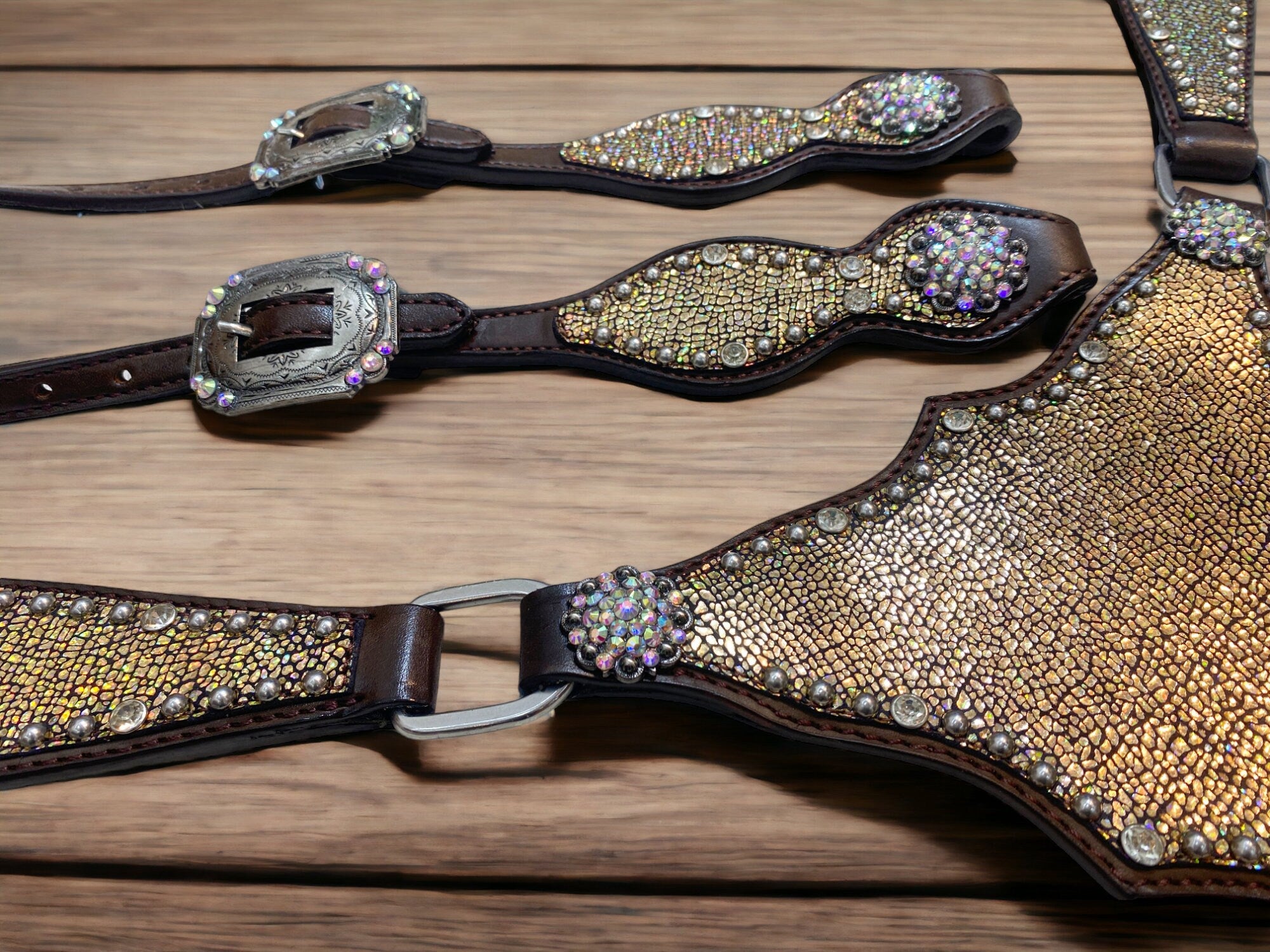 MOUSM Argentina Cow Leather Headstall & Breast Collar Set – Western Horse Tack with Holographic Metallic Leather & Antique Nickel Hardware