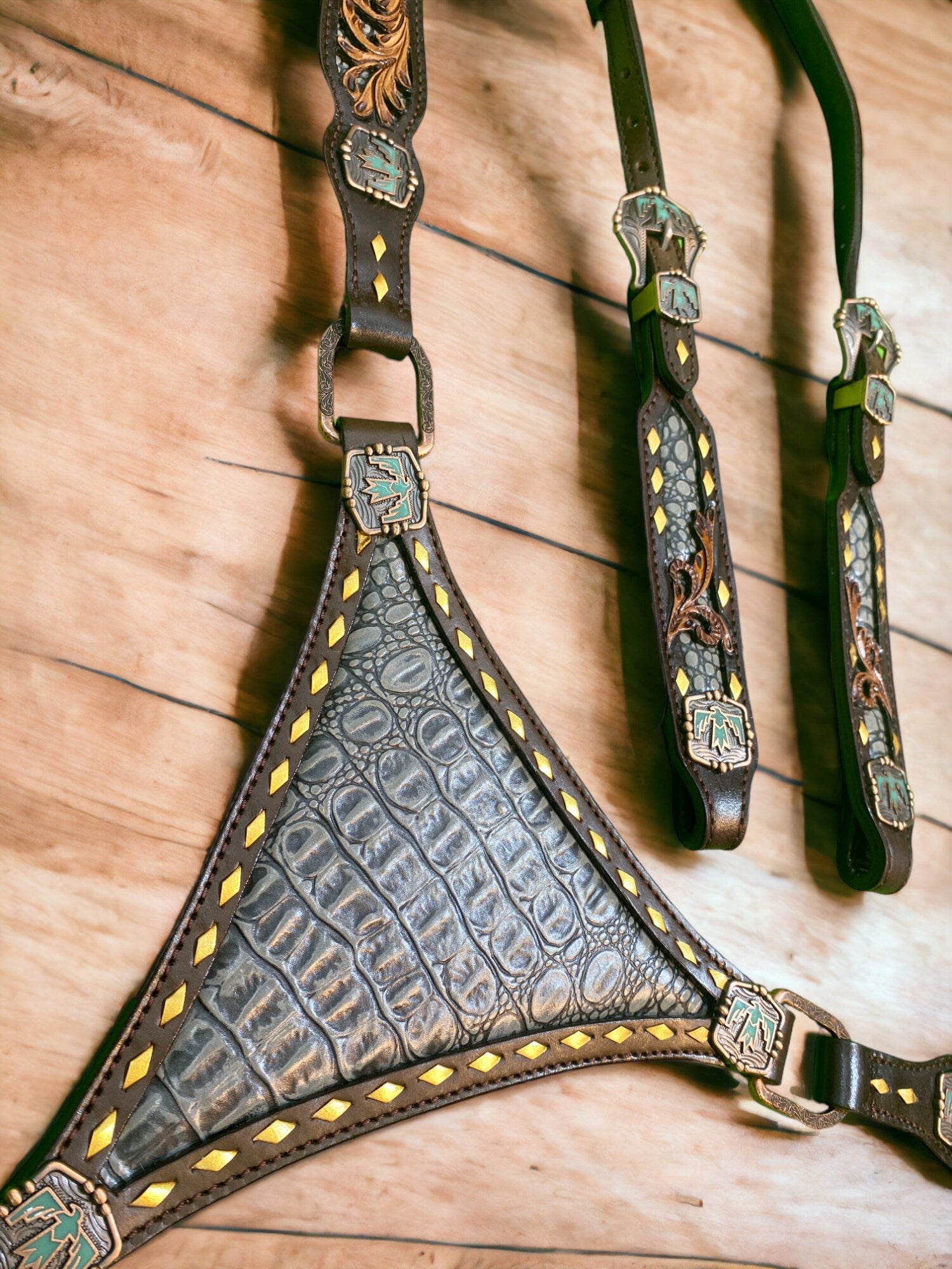 MOUSM Argentina Cow Leather Headstall and Breast Collar Set – Western Horse Tack with Thunderbird Hardware, Grey Alligator & Filigree Carving
