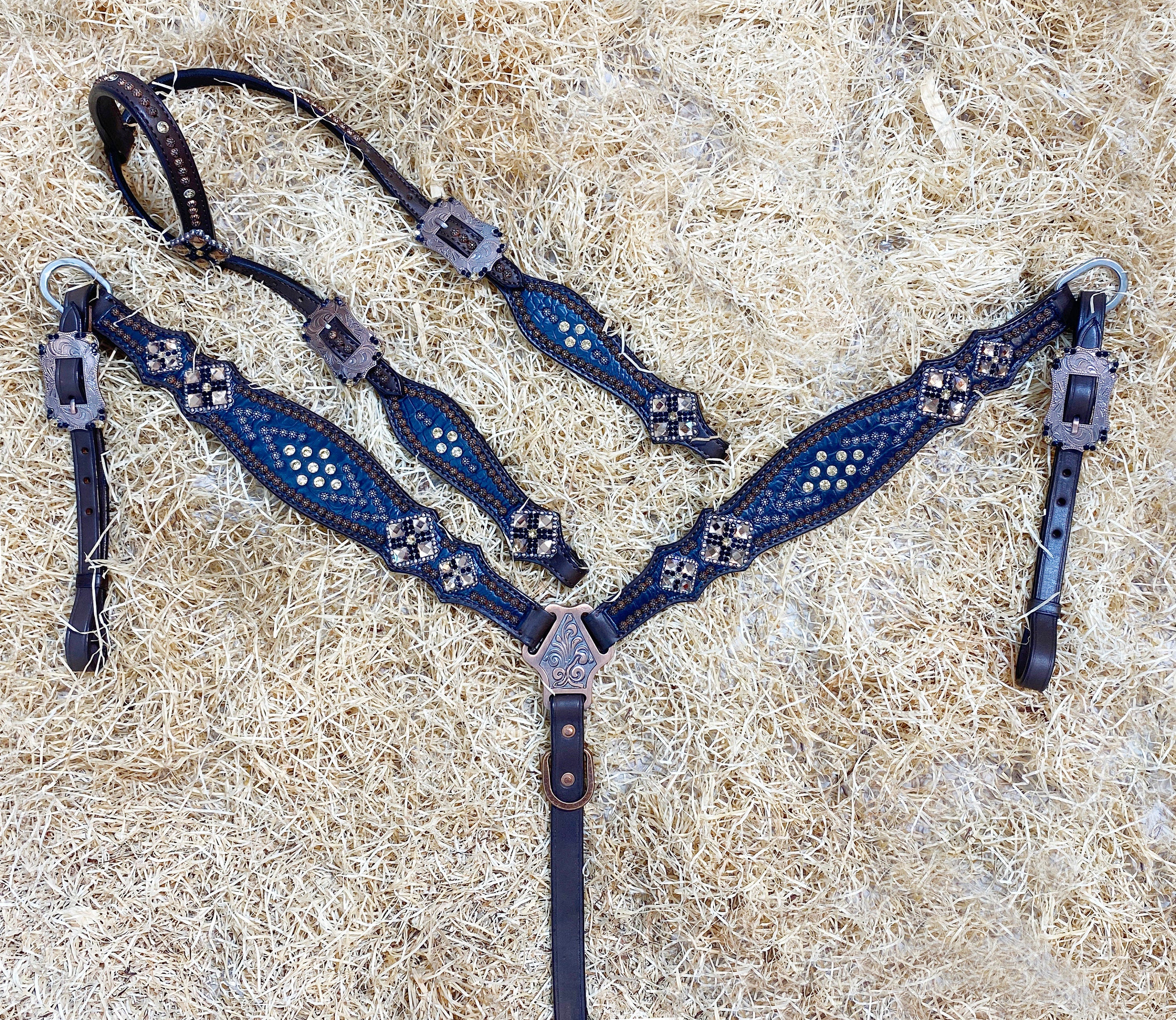 MOUSM Argentina Cow Leather Headstall & Breast Collar Set – Western Horse Tack with Black Alligator Print, Topaz Rhinestones with Copper Studs