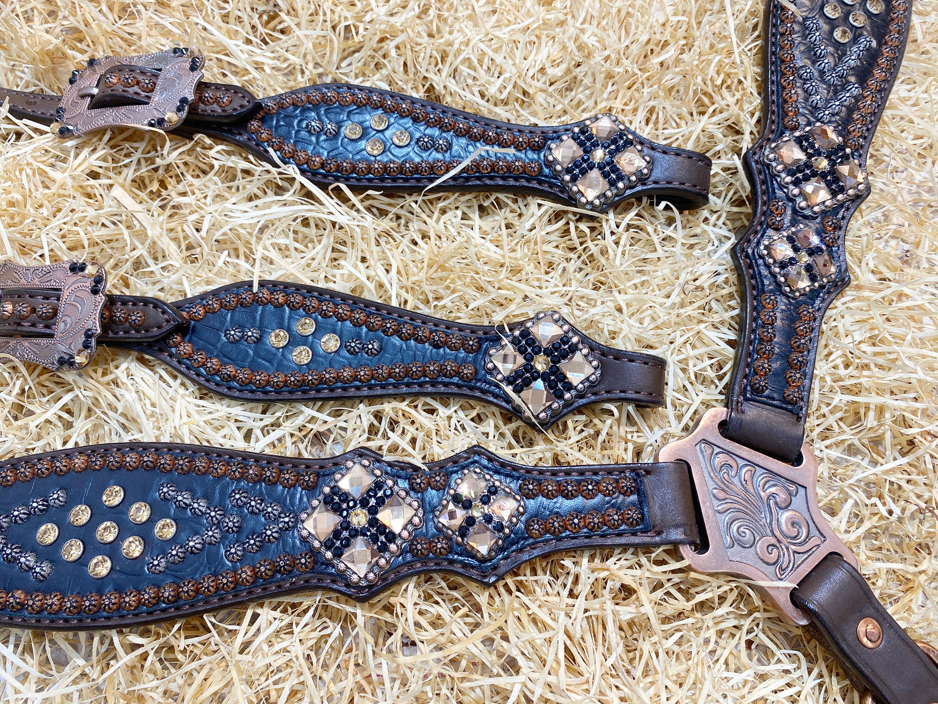MOUSM Argentina Cow Leather Headstall & Breast Collar Set – Western Horse Tack with Black Alligator Print, Topaz Rhinestones with Copper Studs