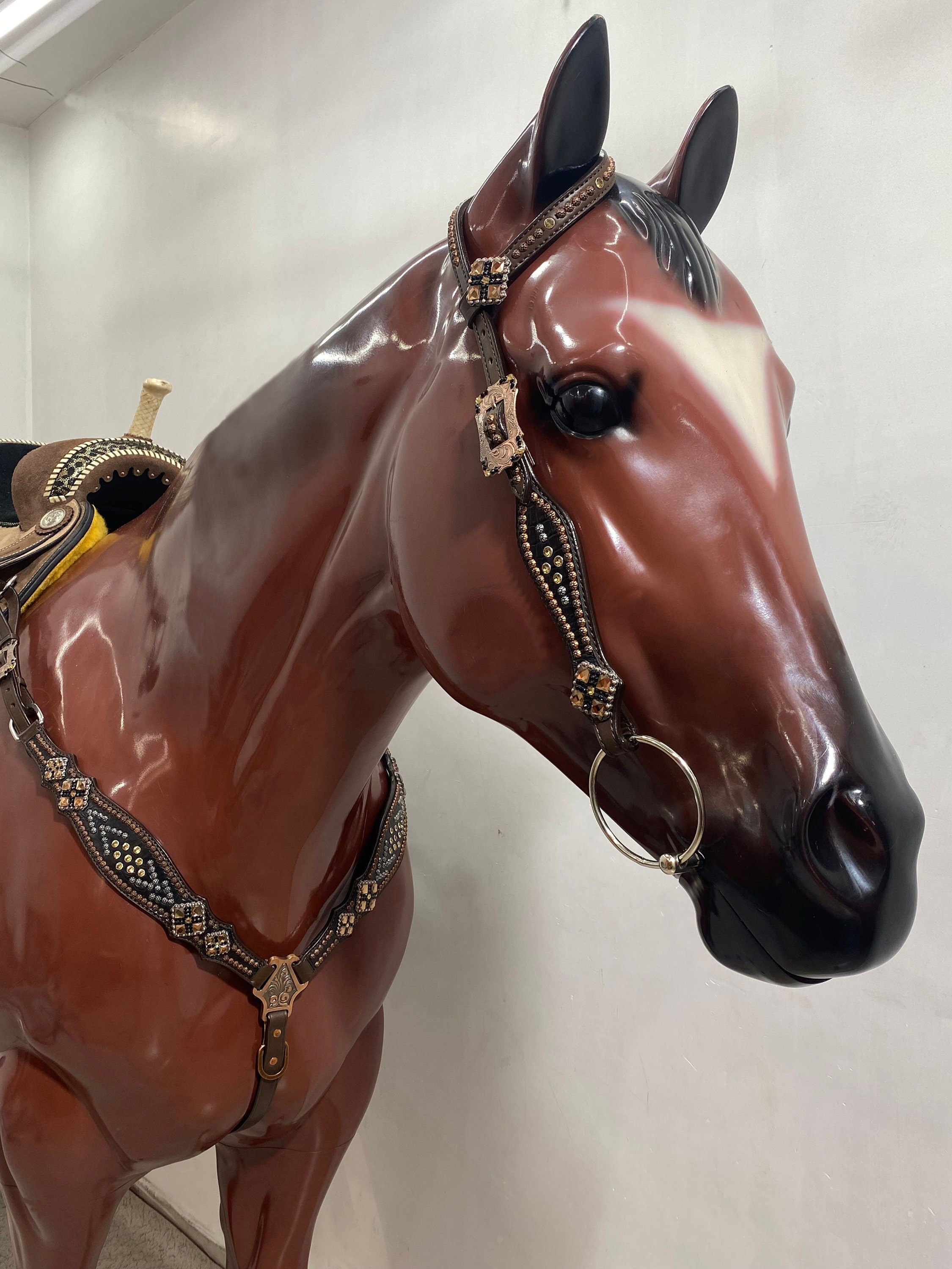 MOUSM Argentina Cow Leather Headstall & Breast Collar Set – Western Horse Tack with Black Alligator Print, Topaz Rhinestones with Copper Studs