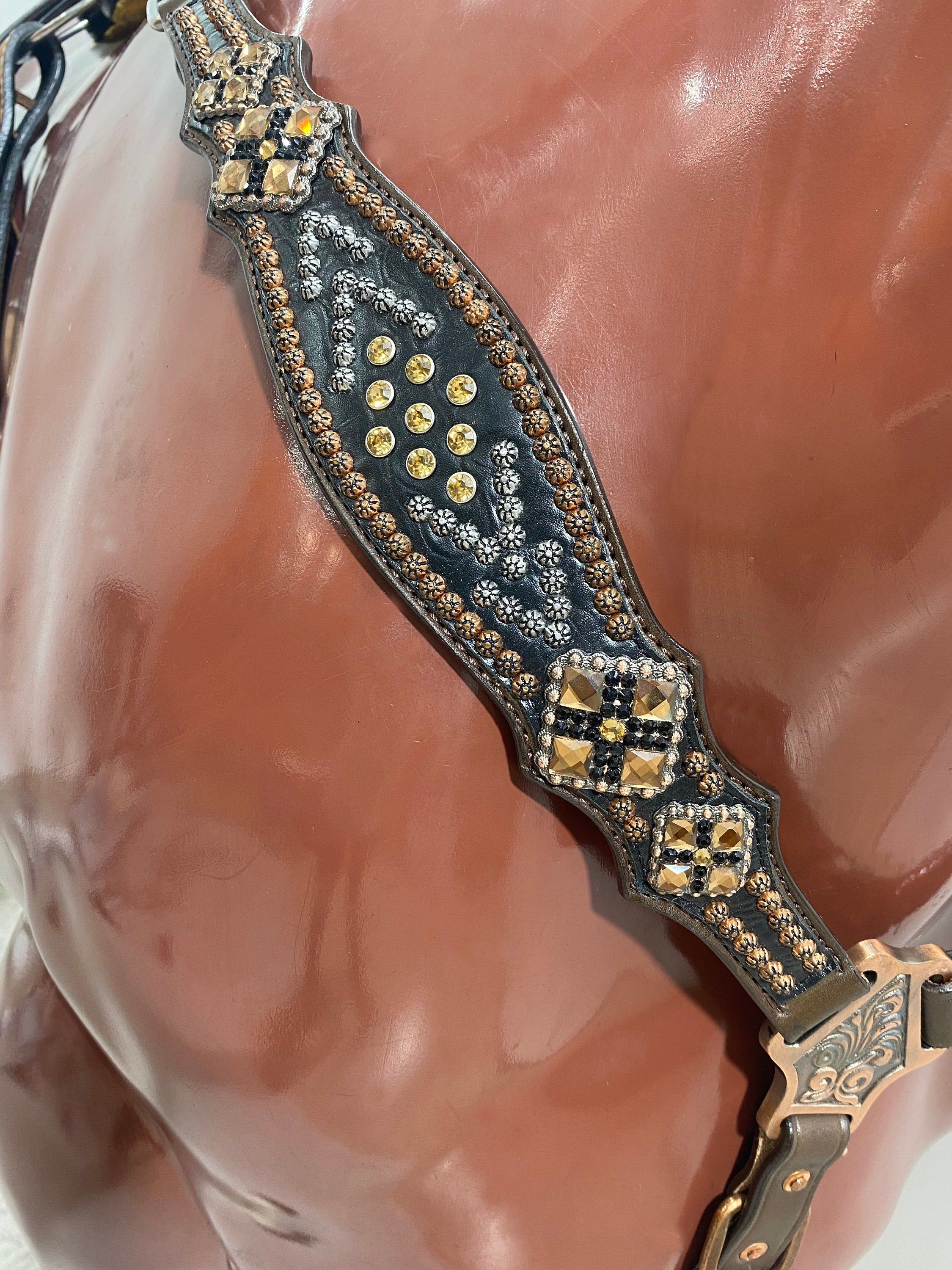 MOUSM Argentina Cow Leather Headstall & Breast Collar Set – Western Horse Tack with Black Alligator Print, Topaz Rhinestones with Copper Studs