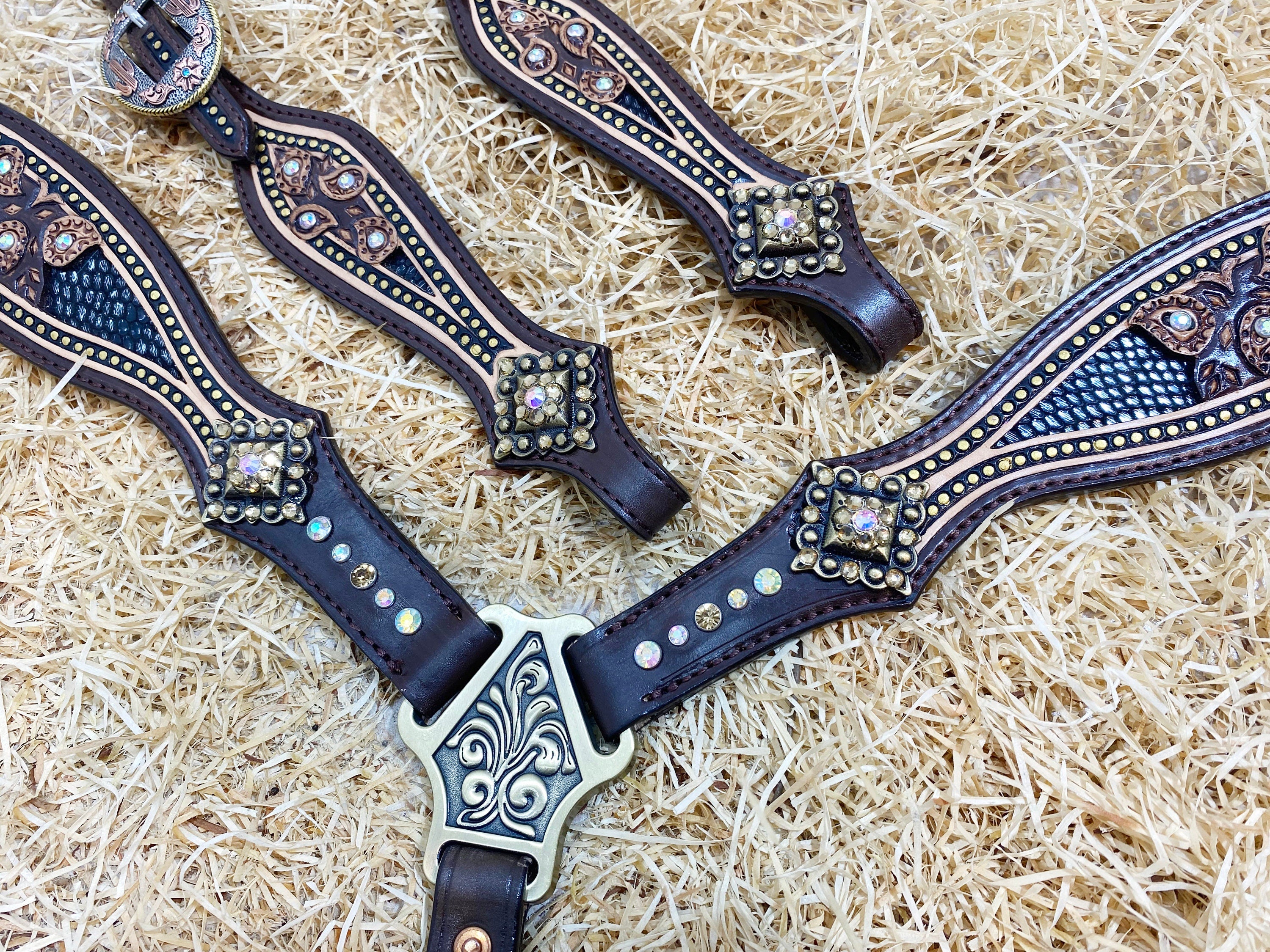 MOUSM Argentina Cow Leather Headstall & Breast Collar Set – Western Bridle with Paisley Carving with Nickel and Antique Copper Hardware