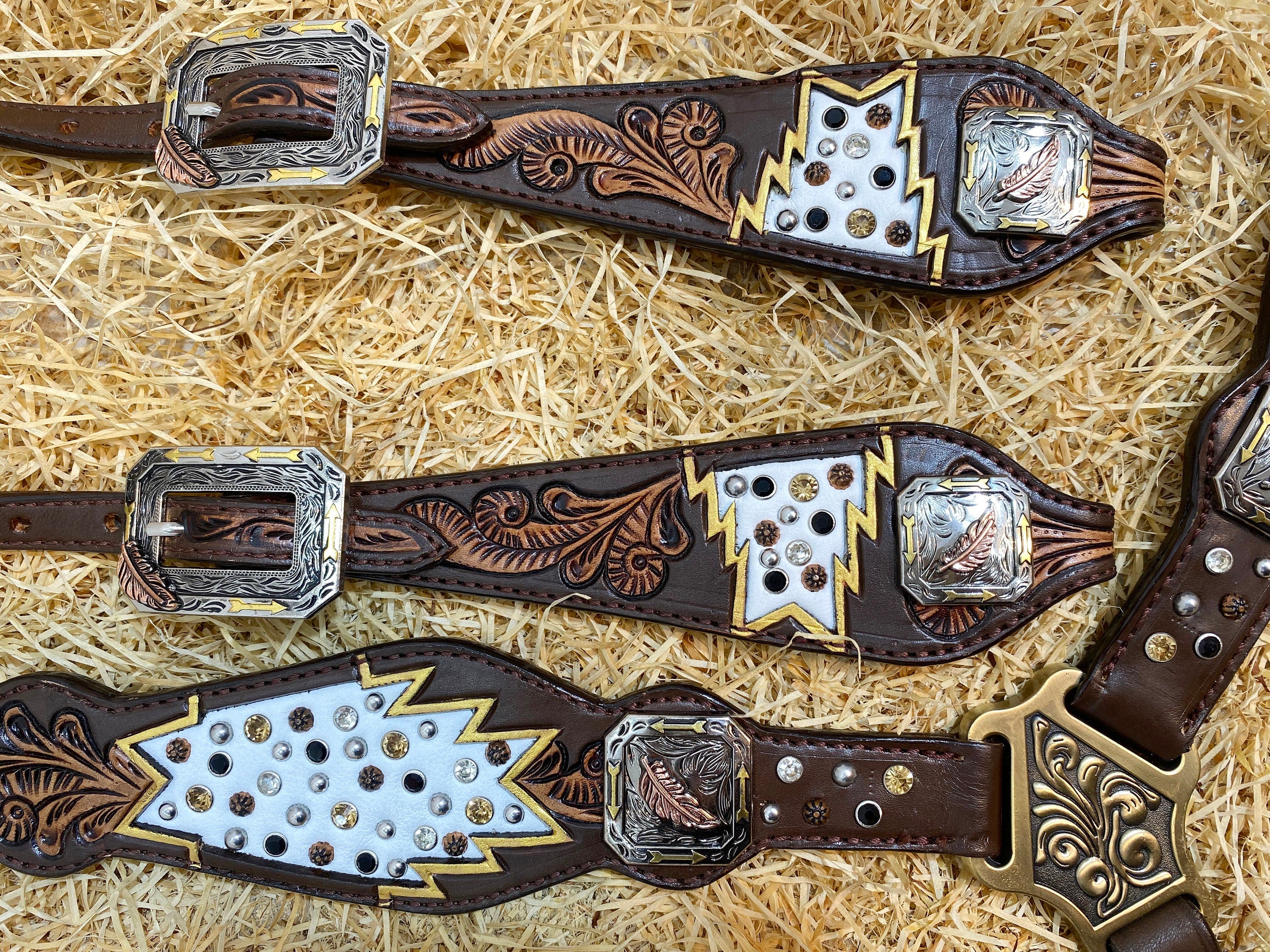 MOUSM Western Horse Headstall Breast Collar Set With Beautiful Hand-Tooled Floral Carving, Topaz Clear and Black Rhinestones
