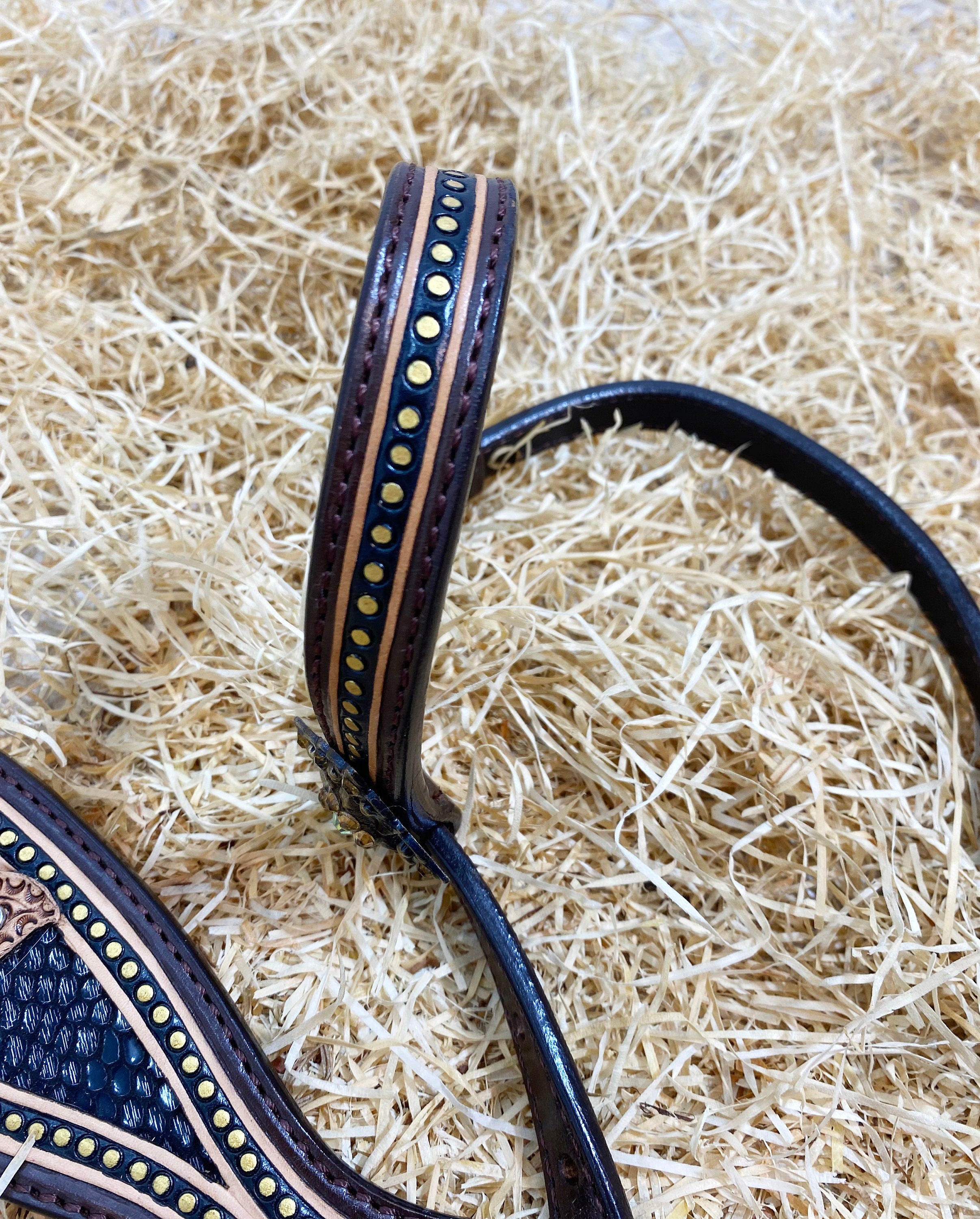 MOUSM Argentina Cow Leather Headstall & Breast Collar Set – Western Bridle with Paisley Carving with Nickel and Antique Copper Hardware