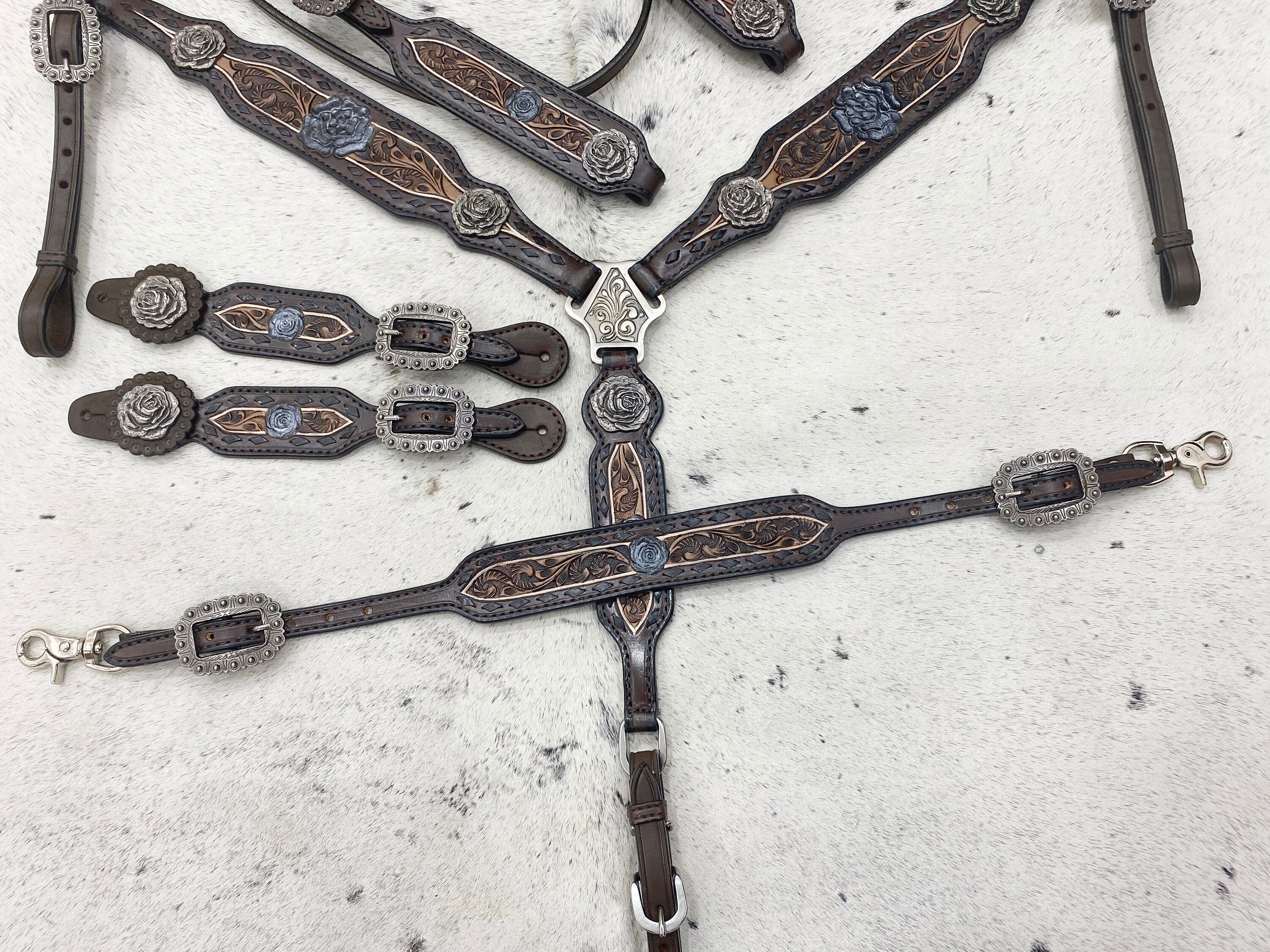 MOUSM Argentina Cow Leather Western Horse Tack Set – Browband Headstall & Breast Collar, Bronc Halter, Wither & Spur Straps, Decorated with Black Buck Stitching, Rose Hardware & Hand-Carved Detailing