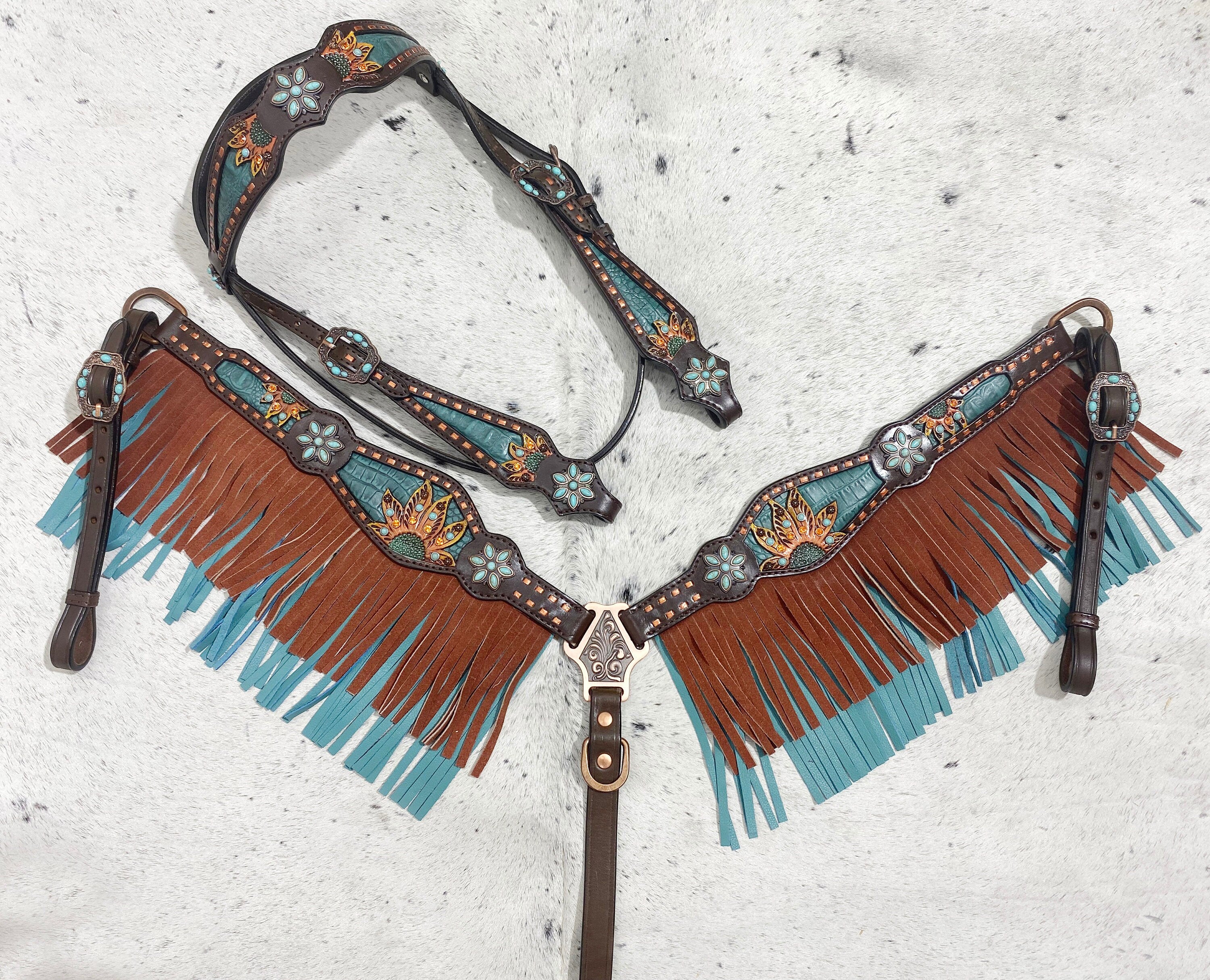 MOUSM Argentina Cow Leather Western Horse Tack Collection – Browband Headstall & Breast Collar, Bronc Halter, Wither & Spur Straps, Decorated with Sunflower Carving, Teal Snake Pattern Inlay and Turquoise Stone, Turquoise/Tan Fringe