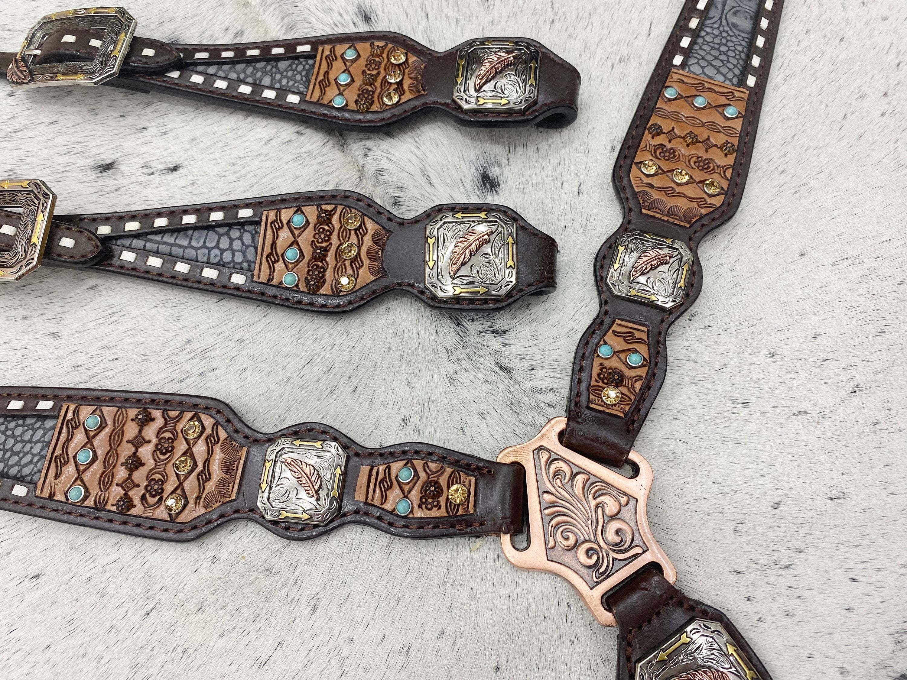 MOUSM Argentina Cow Leather Western Horse Tack Collection – Western Bridles and Headstalls Decorated with Geometrical Tooling, Rawhide Braiding & Grey Alligator Print