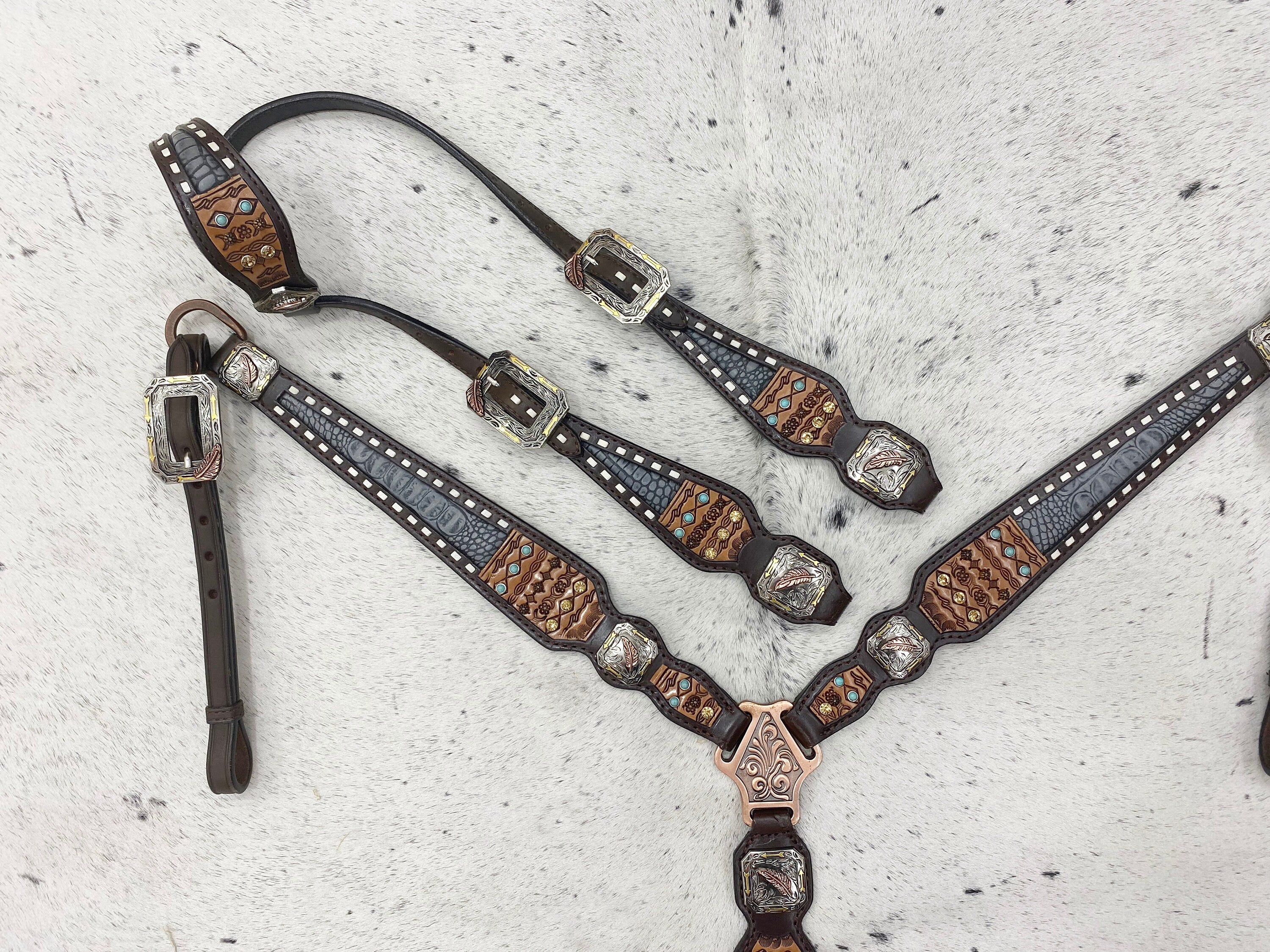 MOUSM Argentina Cow Leather Western Horse Tack Collection – Western Bridles and Headstalls Decorated with Geometrical Tooling, Rawhide Braiding & Grey Alligator Print