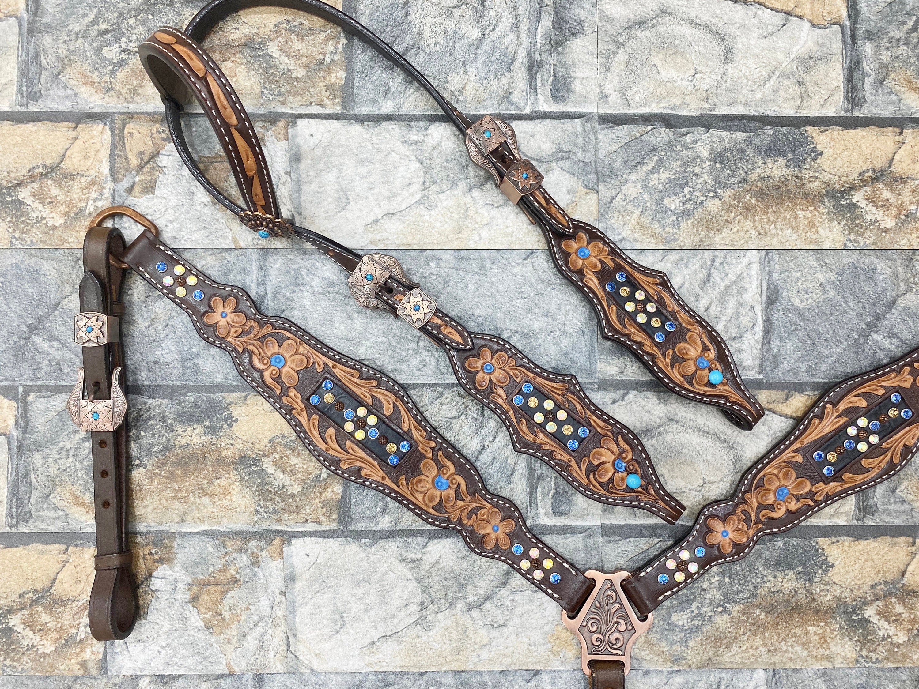 MOUSM Western Headstall & Breast Collar Set – Made with Argentina Cow Leather, Headstall for Horses Decorated with Flower Carving & Blue-White Rhinestones, Antique Copper Hardware