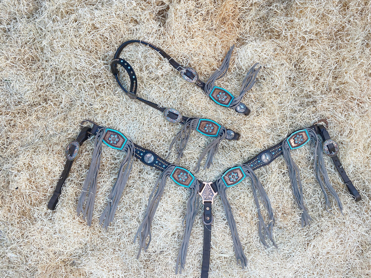 Carved Leather Patches with Beige Fringe Western Horse Tack Set
