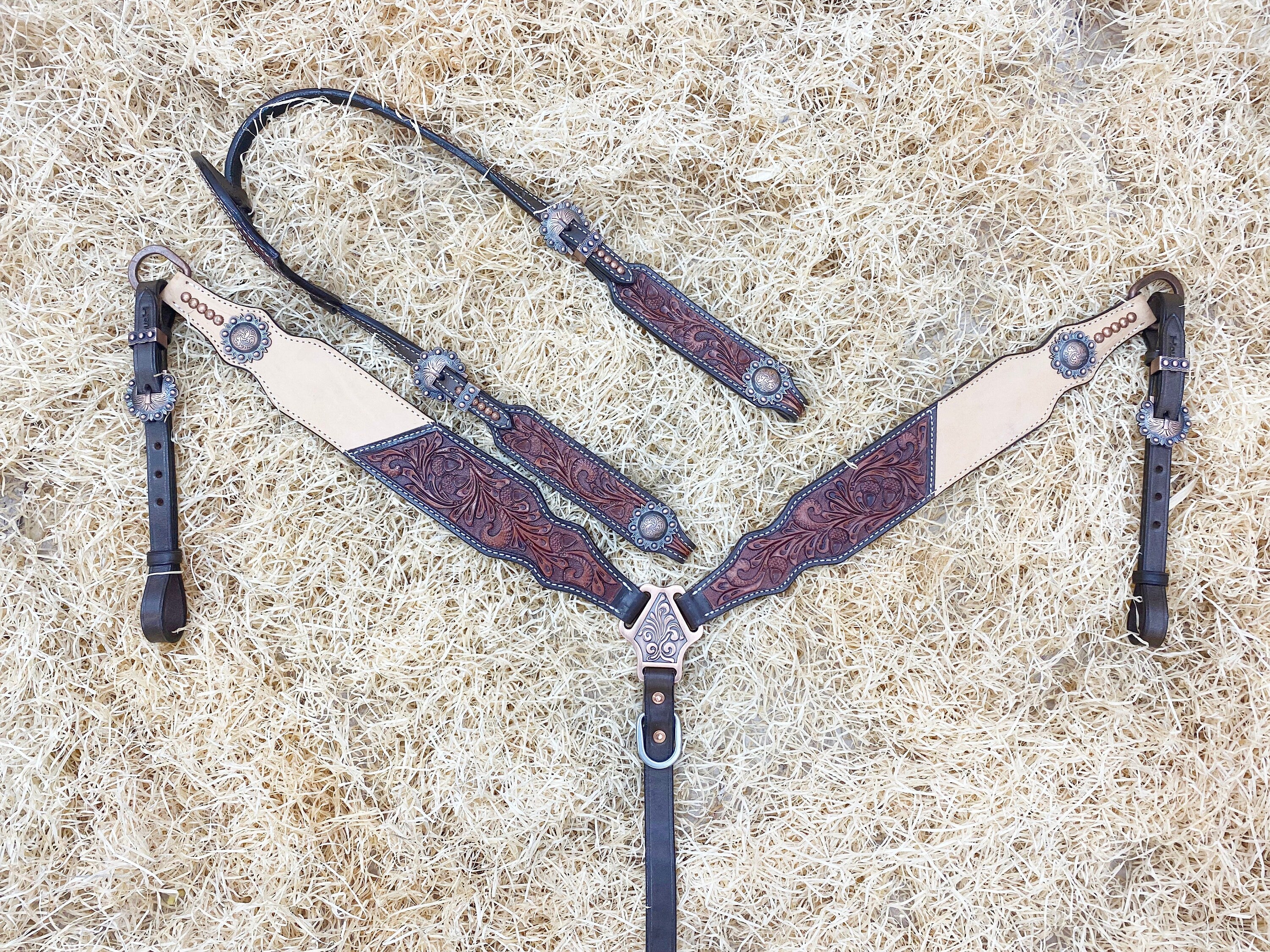 MOUSM Western Bridle and Breast Collar Set - Western Headstall Tack Set Decorated with OAK Fruit Carving Design, Antique Copper Hardware