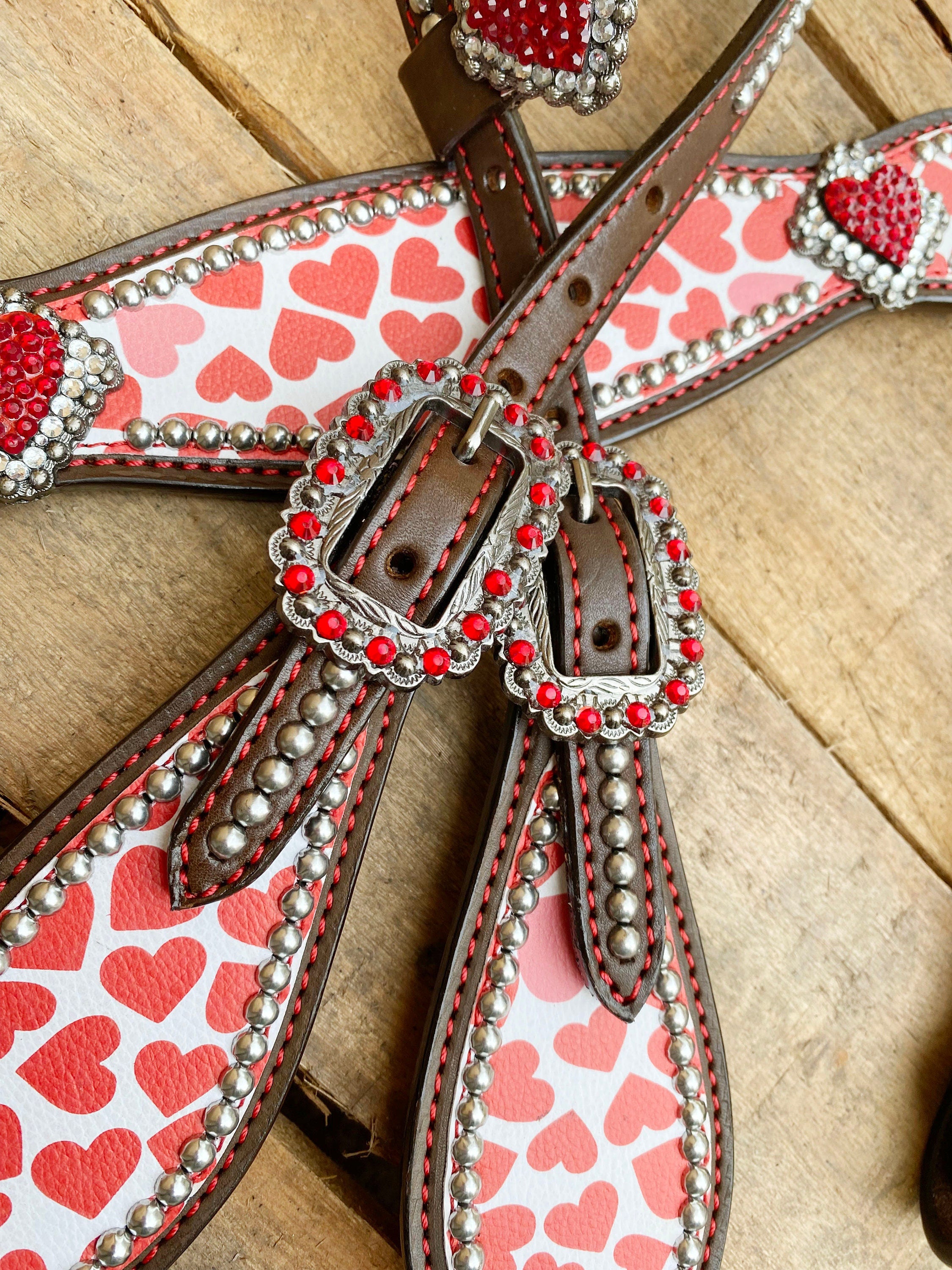 MOUSM Valentine Day Western Headstall and Breast Collar tack Collection – Western Bridles and Headstalls Decorated with Copper Studs & Printed Heart Inlay