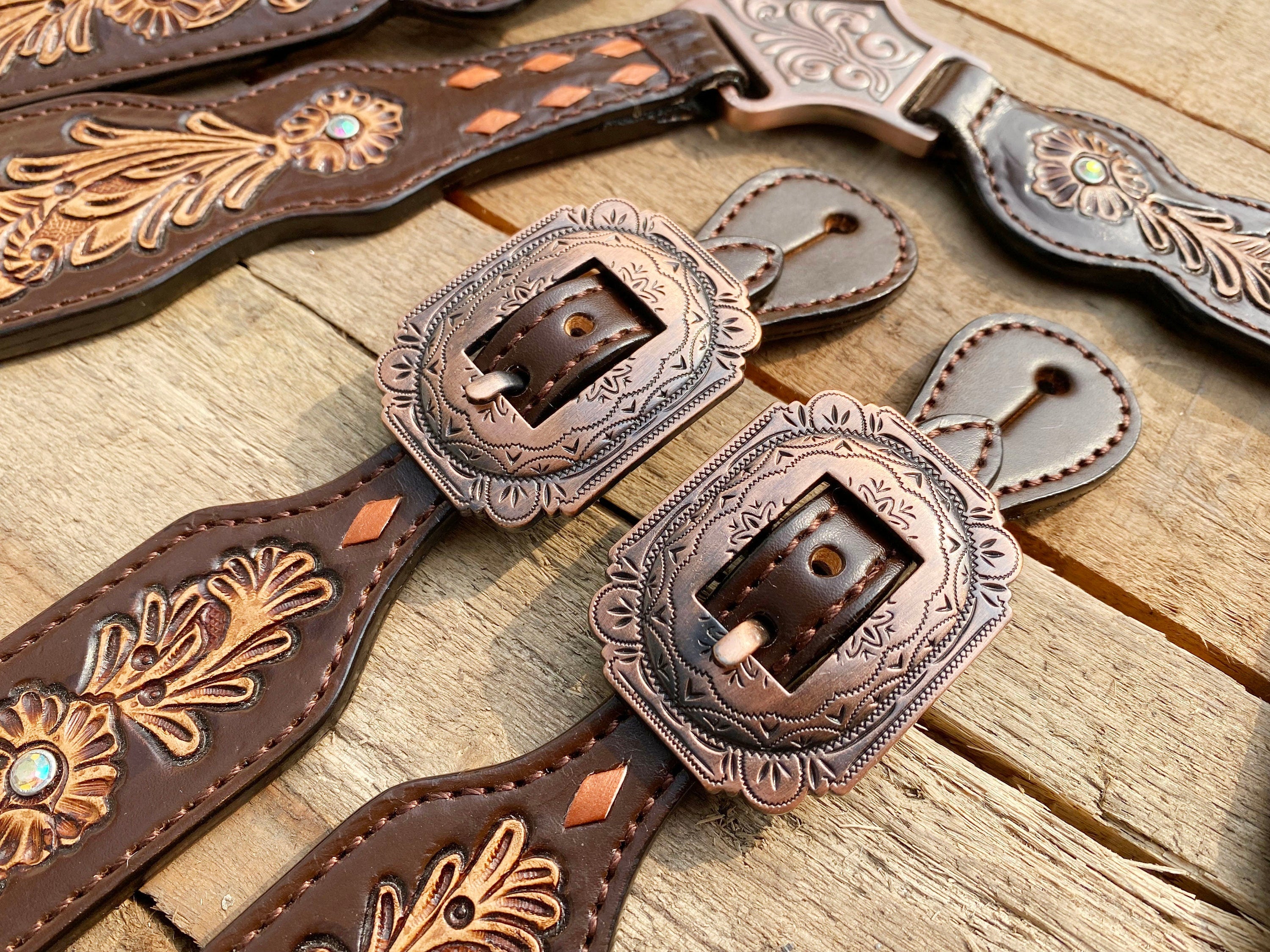 MOUSM Argentina Cow Leather Western Horse Tack Collection – Western Bridles and Headstalls Decorated with Flower Hand Craving Leaves, Beaded Accents & Conchos