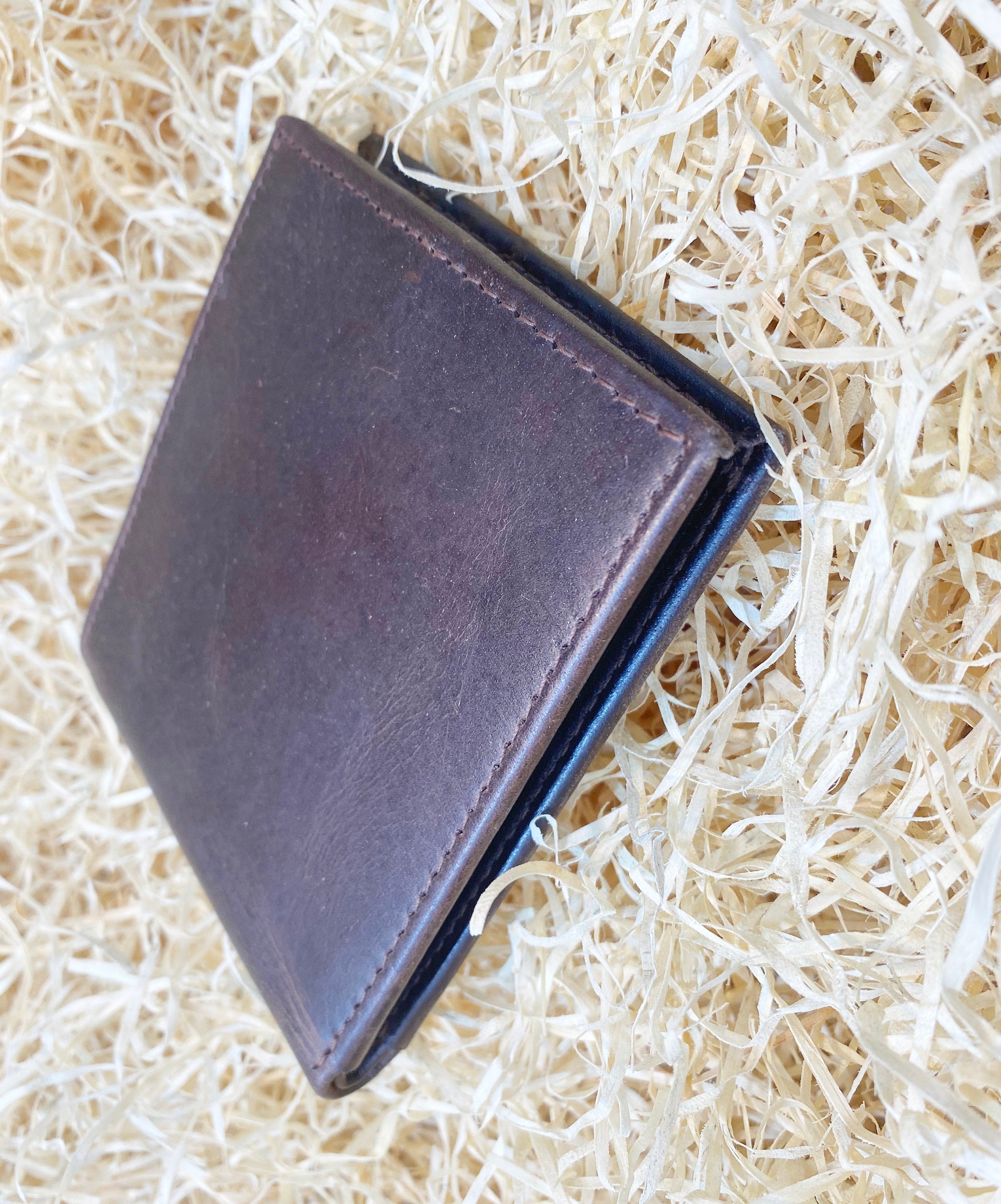 MOUSM Wallet Western Mens Leather Wallet for Men Argentina cow leather wallet Dark Brown Wax Leather wallet 2 Fold Organizer wallet