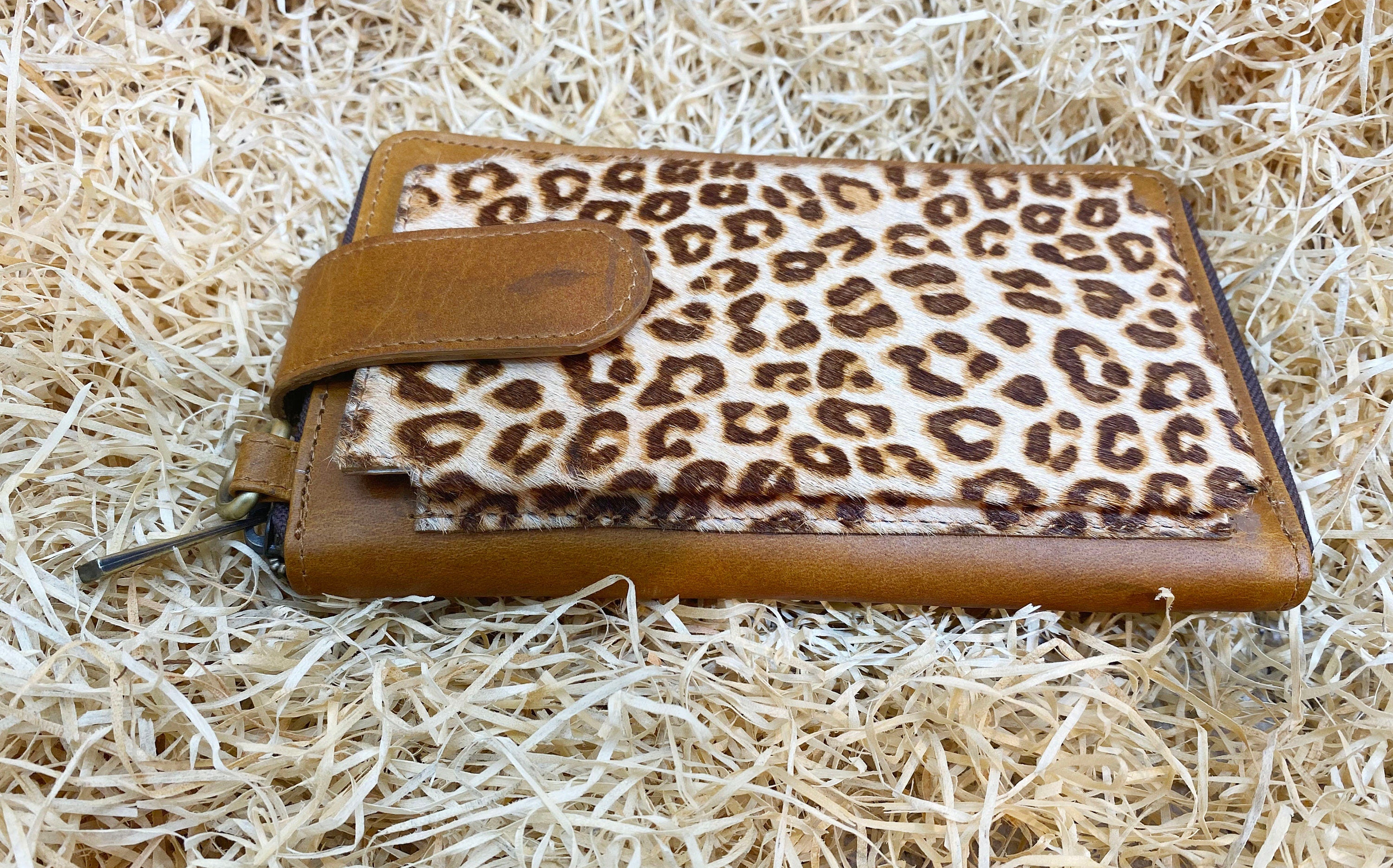 ladies clutch bag for phone and card wallet with cross body strap. Western Ladies hand clutch bag | Premium leather clutch bag by Mousm