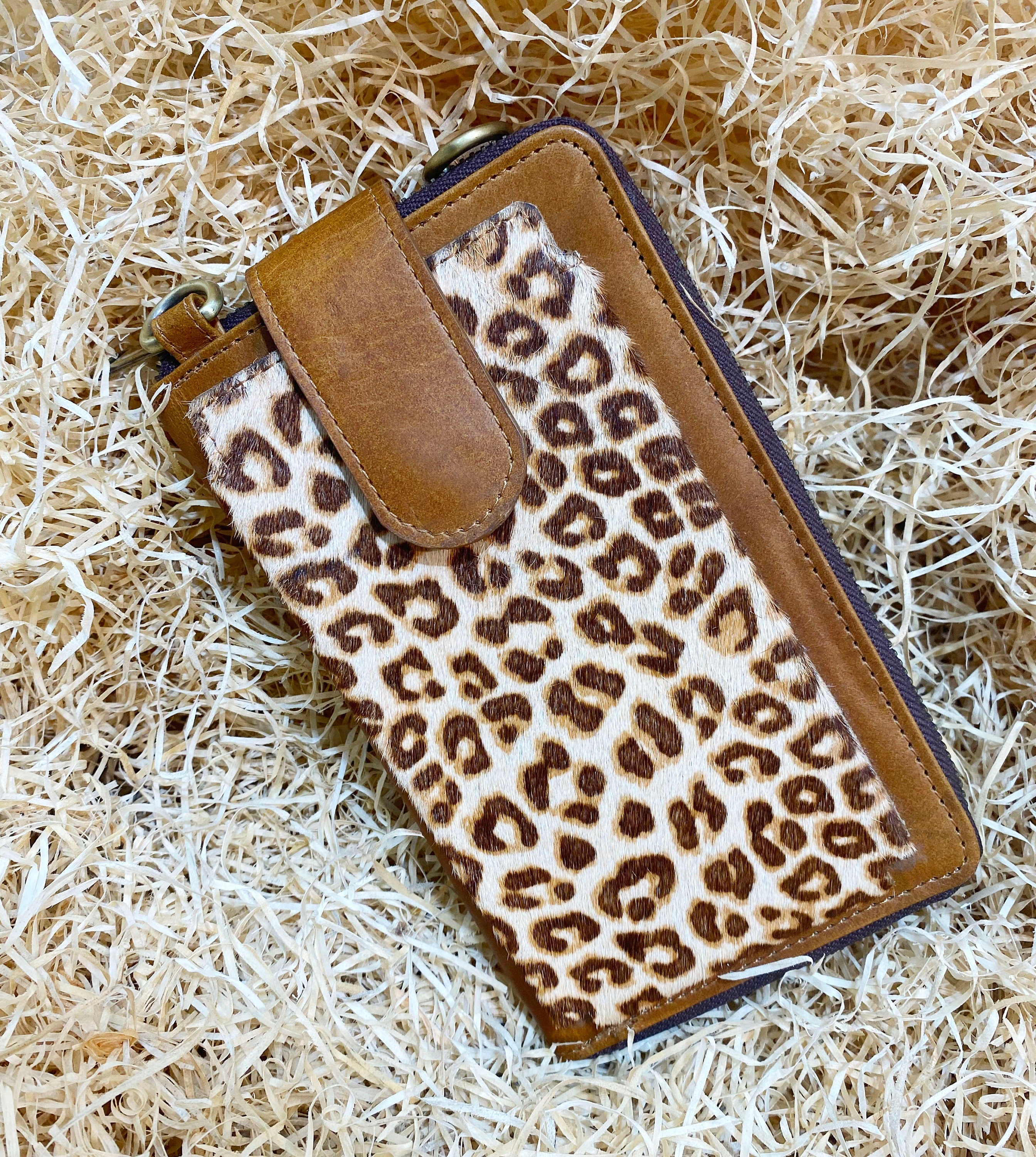 ladies clutch bag for phone and card wallet with cross body strap. Western Ladies hand clutch bag | Premium leather clutch bag by Mousm