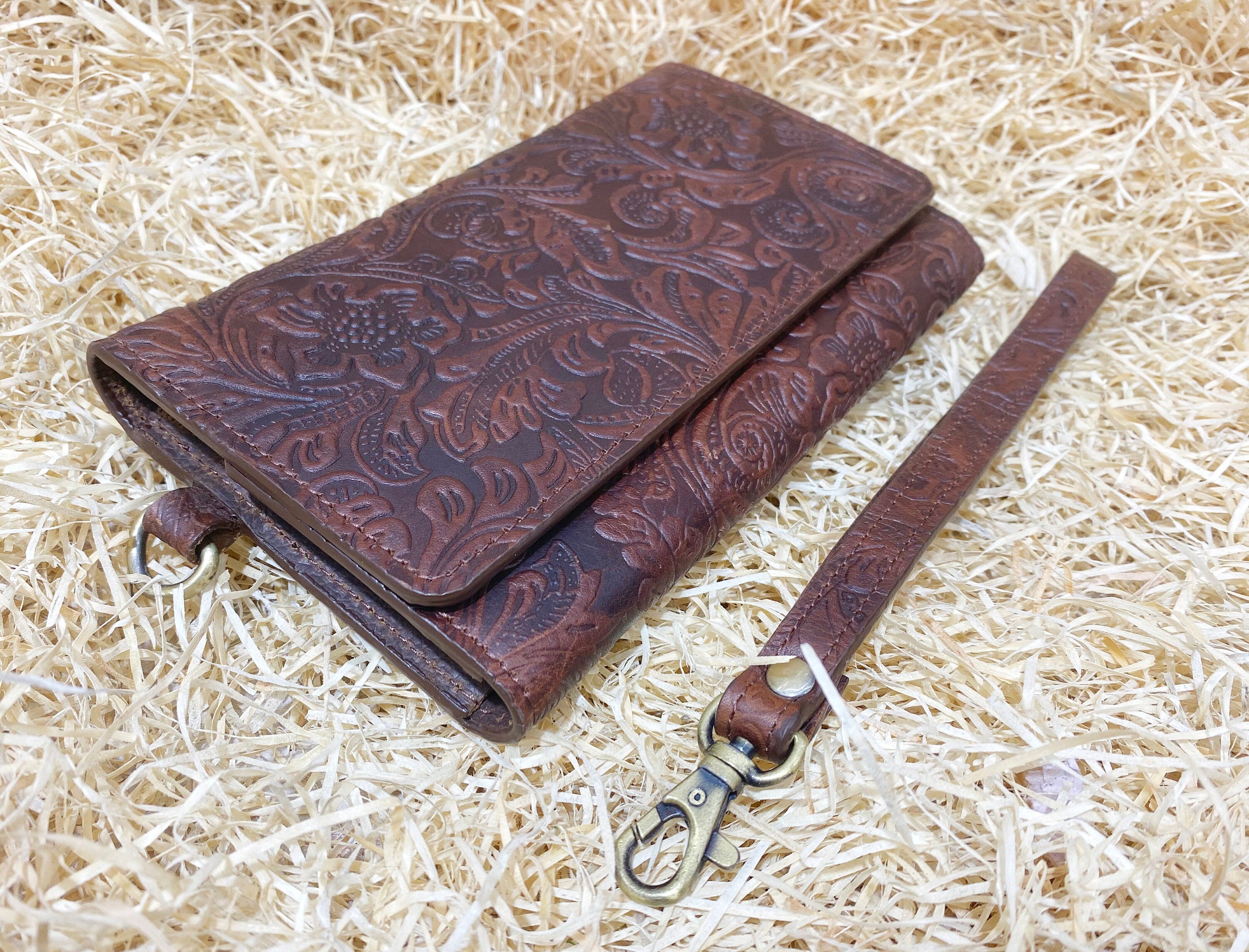 ladies clutch bag comes with Flower embossed leather. Western Ladies hand clutch bag | Premium leather clutch bag by Mousm