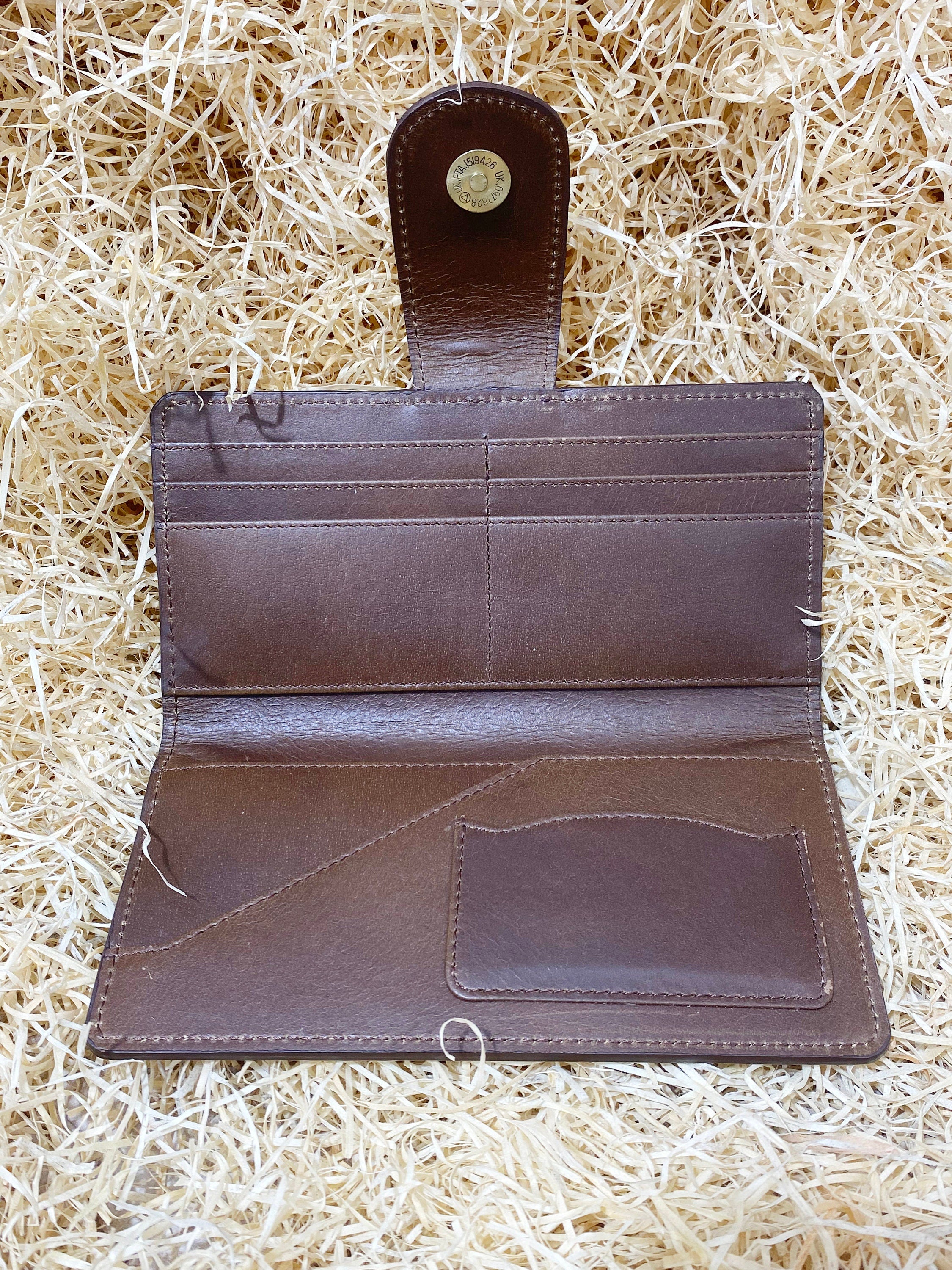 ladies clutch bag with Oak Fruit carving. Western Ladies hand clutch bag | Premium leather clutch bag by Mousm