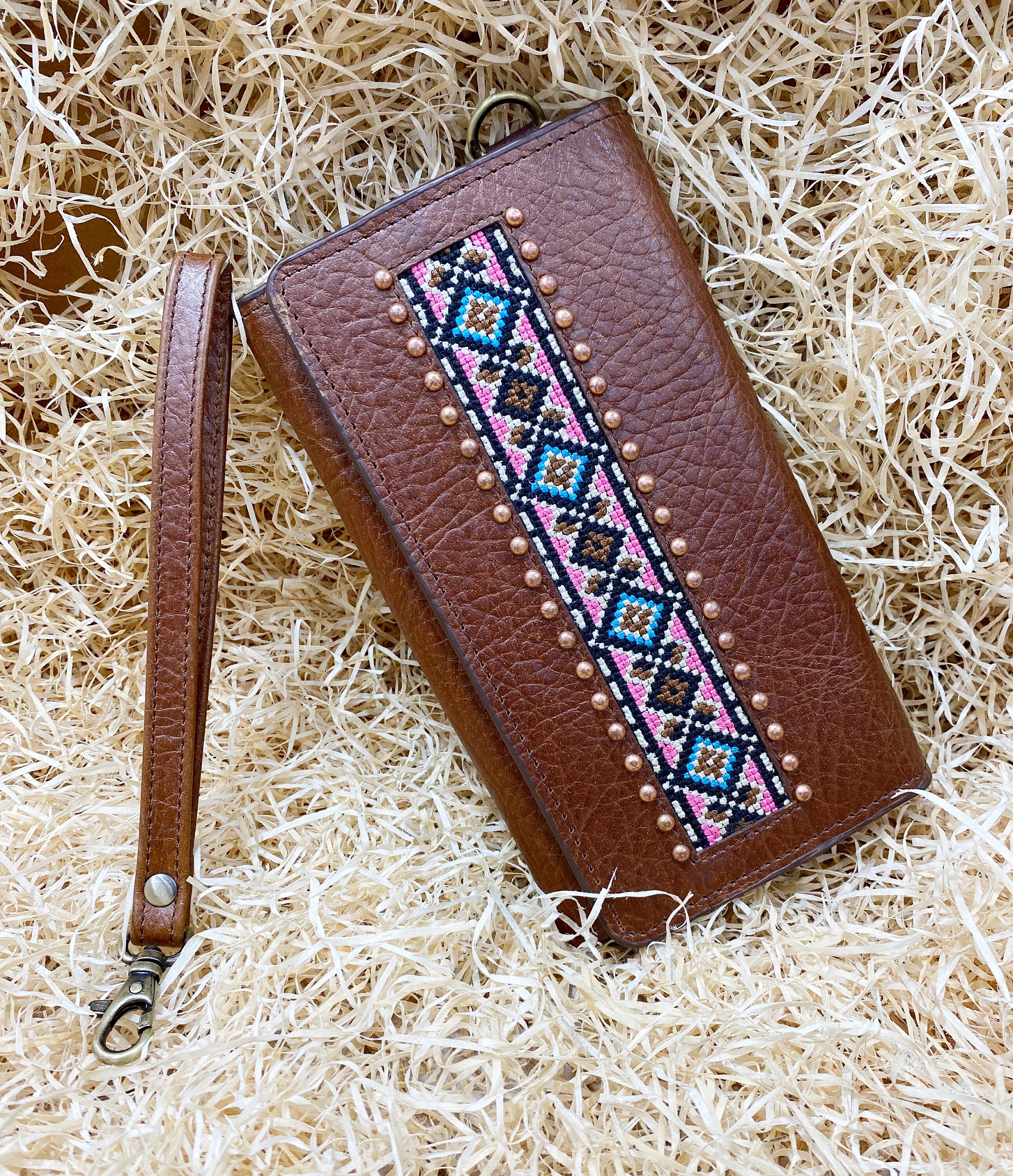ladies clutch bag comes with Aztec embroidery overlay with copper studs Western leather clutch bag Evening clutch bag Party clutch bag MOUSM