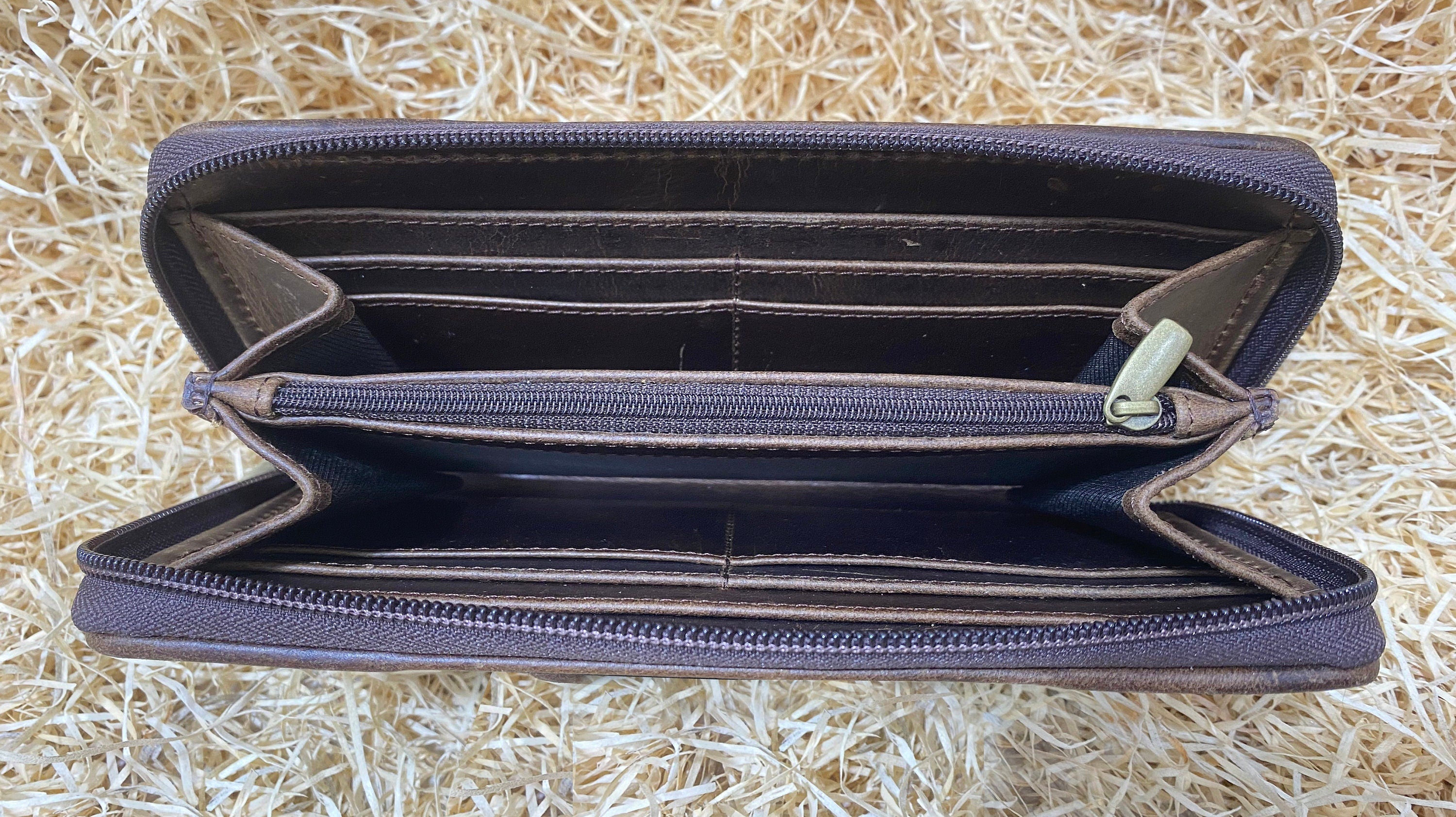 ladies clutch bag comes with Oka fruit carving. Western Ladies hand clutch bag | Premium leather clutch bag by Mousm