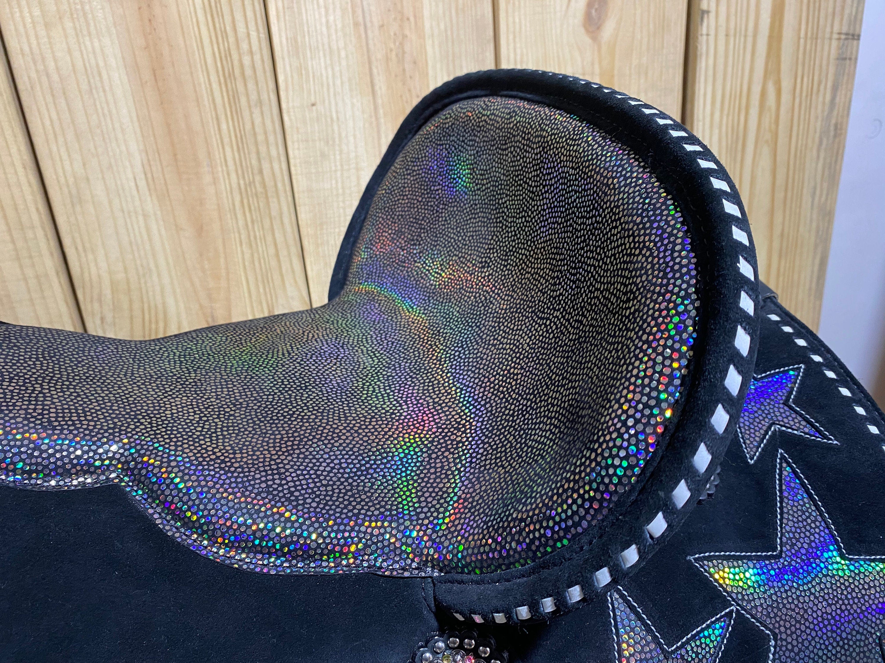 MOUSM Western Barrel Saddle - Built on a Rawhide Covered Fiber Tree, Saddle Made from Genuine Black Argentina Leather with Holographic Star Patch, Available in 13"-17" Seat Options