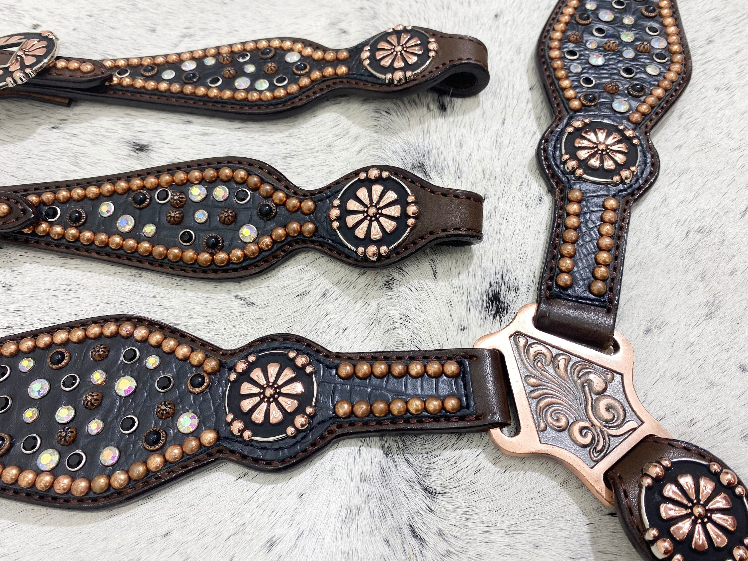 MOUSM Western Headstall & Breast Collar Set for Horse – Made from Argentina Cow Leather, Western Bridle set with Black AB Rhinestones, Copper Studs & Two-Tone Nickel-Copper Hardware