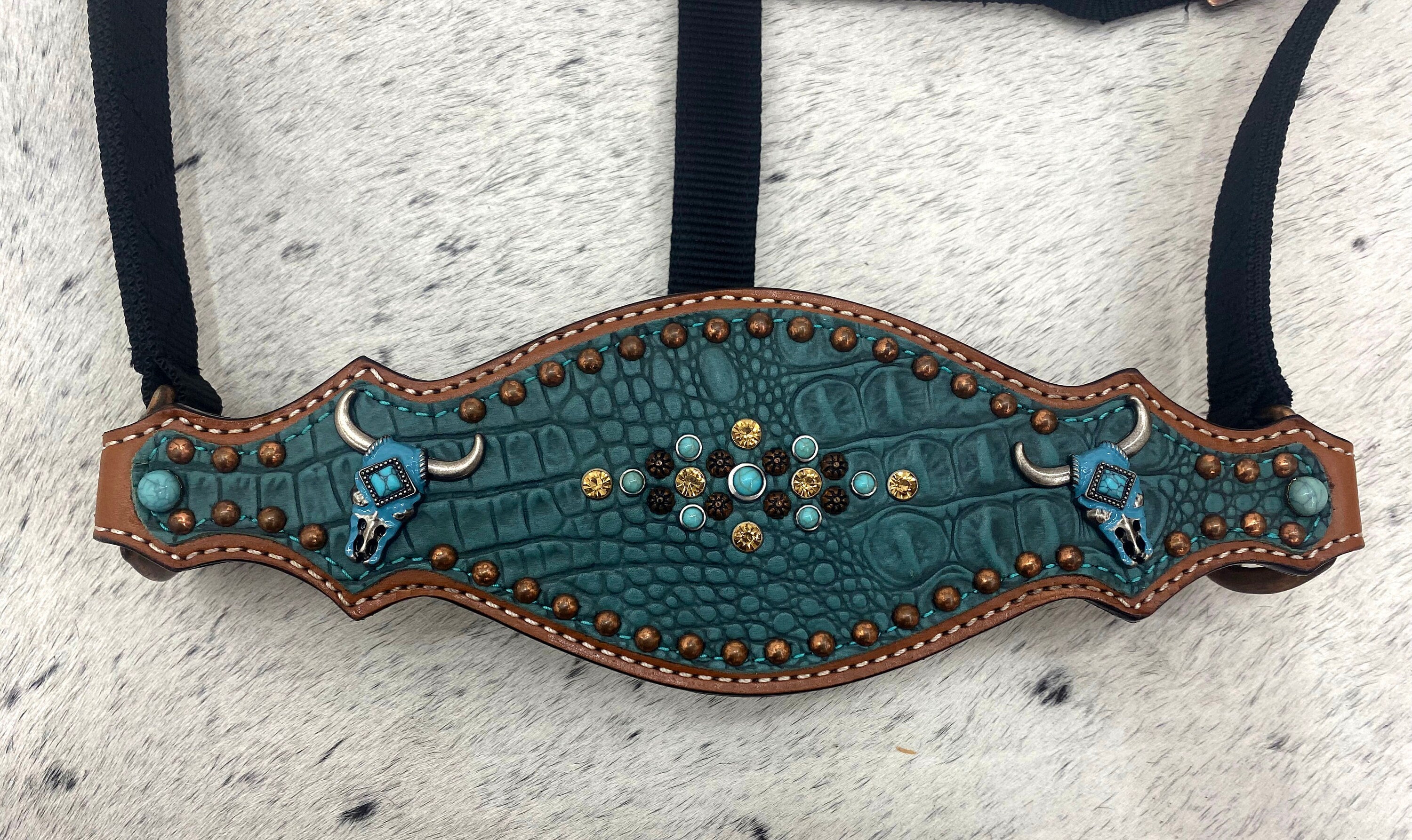 MOUSM Western Bronc Halter - Argentina Cow Leather Halter for Horse Decorated with 3D Bullhead and Copper Studs on Turquoise Alligator-Patterned Leather, Antique Copper Hardware