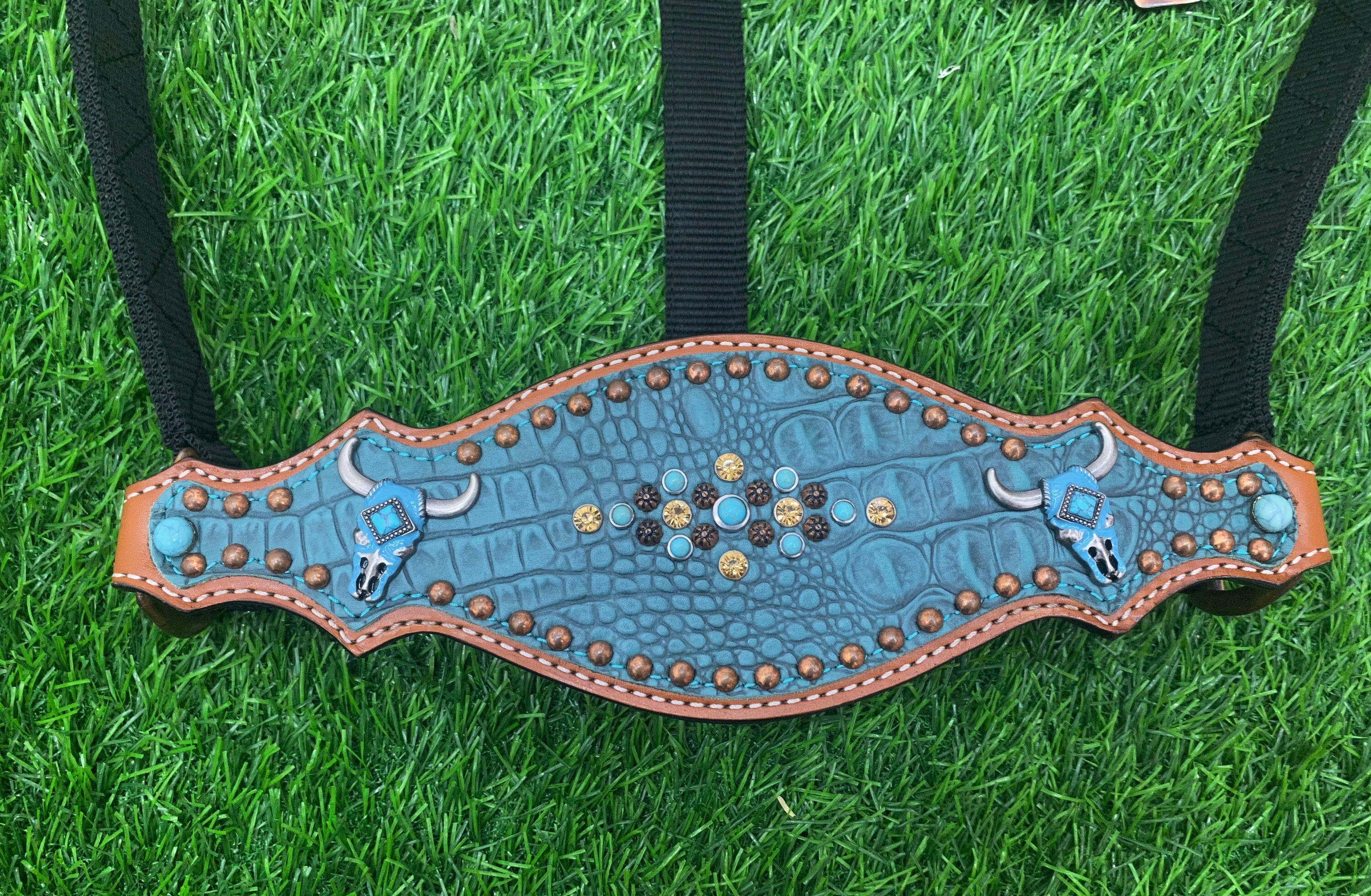 MOUSM Western Bronc Halter - Argentina Cow Leather Halter for Horse Decorated with 3D Bullhead and Copper Studs on Turquoise Alligator-Patterned Leather, Antique Copper Hardware