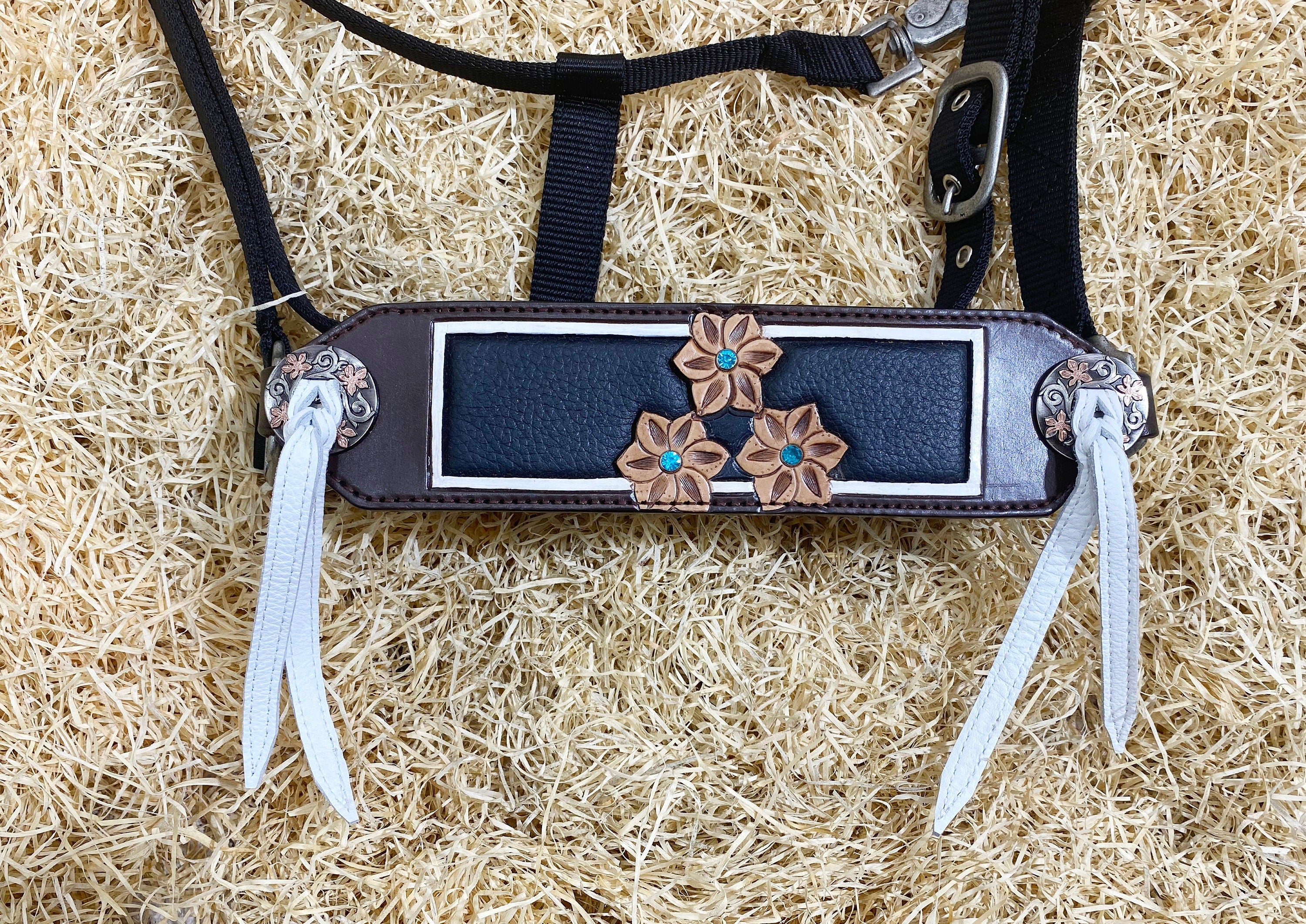 MOUSM Western Bronc Halter – Argentina Cow Leather Halter for Horse Decorated with Sunflower Carving and Brown Leather Inlay, Turquoise Stones