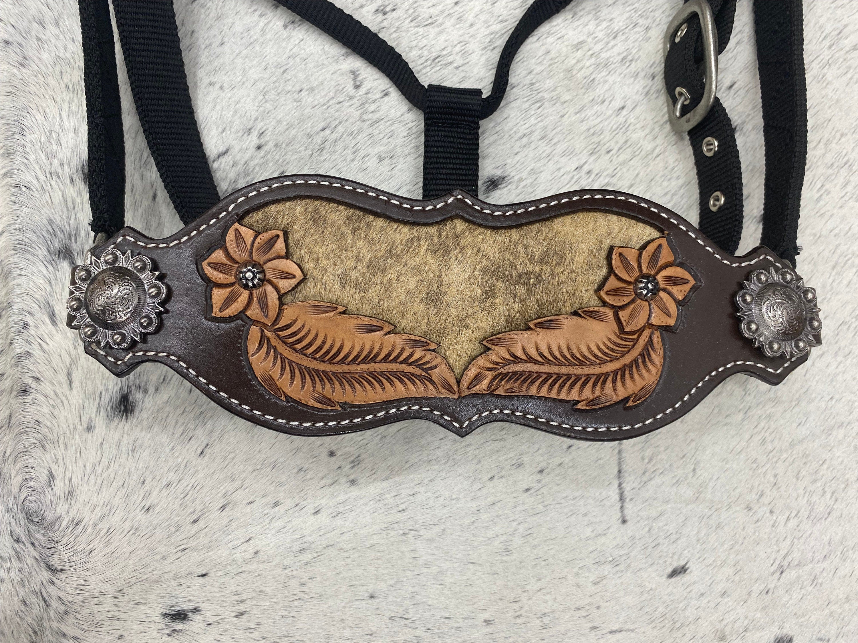 MOUSM Western Bronc Halter – Argentina Cow Leather Halter for Horse Decorated with Feather & Flower Carving, Cowhide Inlay & Antique Nickel Hardware