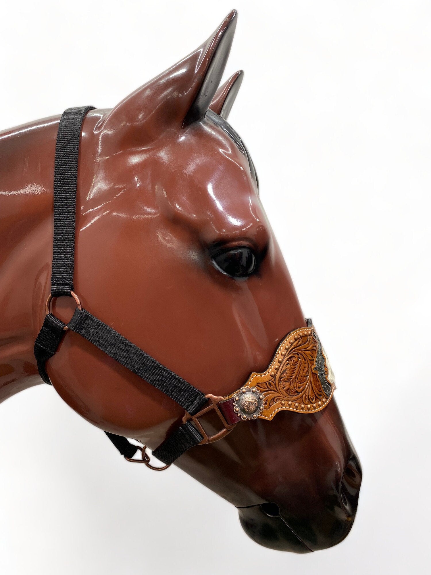 MOUSM Western Bronc Halter – Argentina Cow Leather Horse Halter with Cross Gun Engraving & Concho, Oak Leaf Tooling & Cowhide Inlay