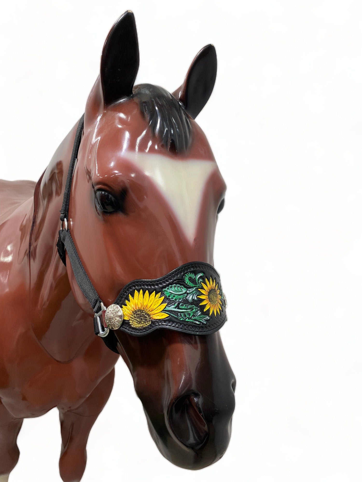 MOUSM Argentina Cow Leather Bronc Halter - Western Horse Halter Decorated with Hand-Painted Sunflower & Leaf Carving, Antique Nickle Sunflower Conchos