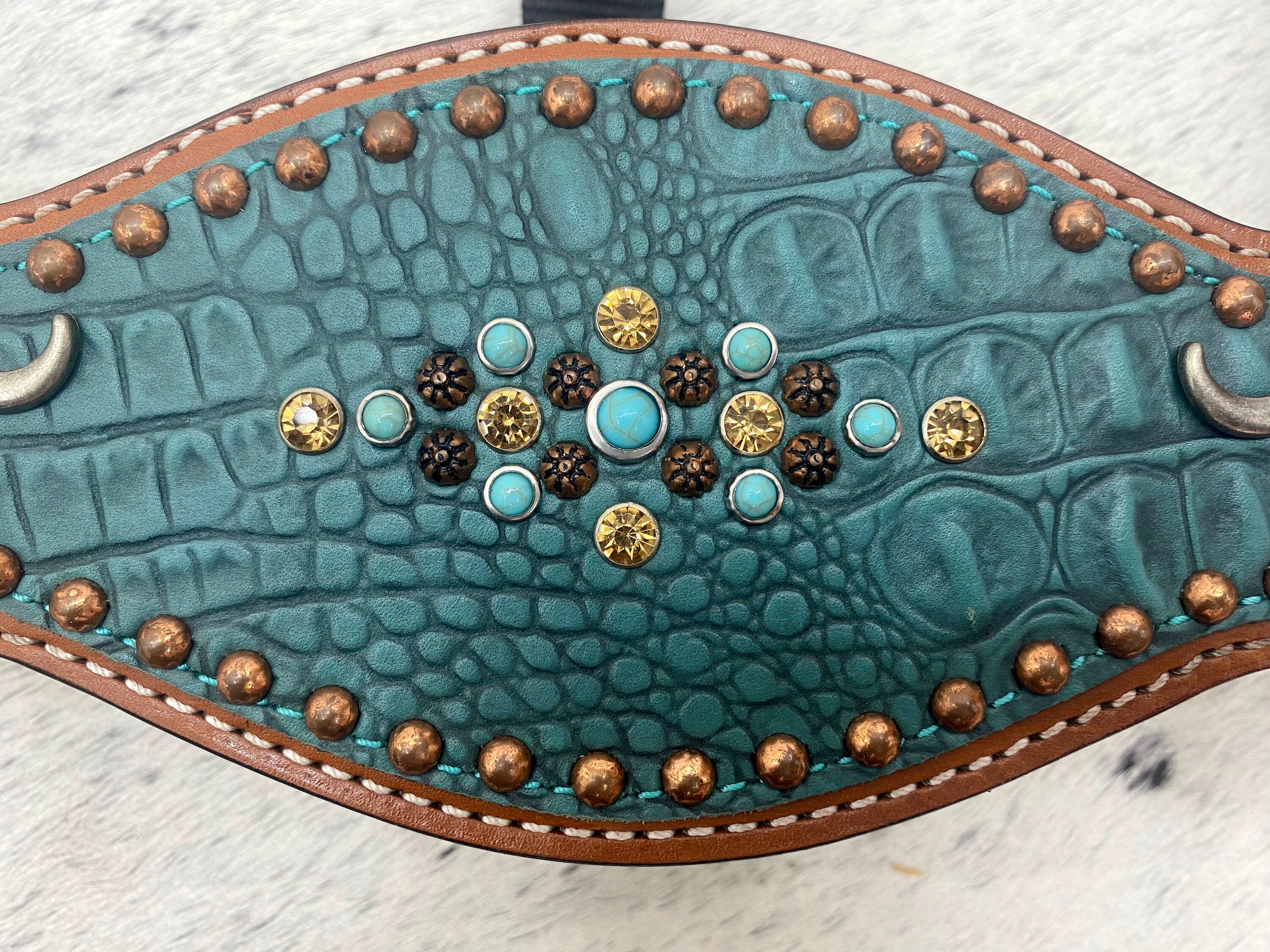 MOUSM Western Bronc Halter - Argentina Cow Leather Halter for Horse Decorated with 3D Bullhead and Copper Studs on Turquoise Alligator-Patterned Leather, Antique Copper Hardware