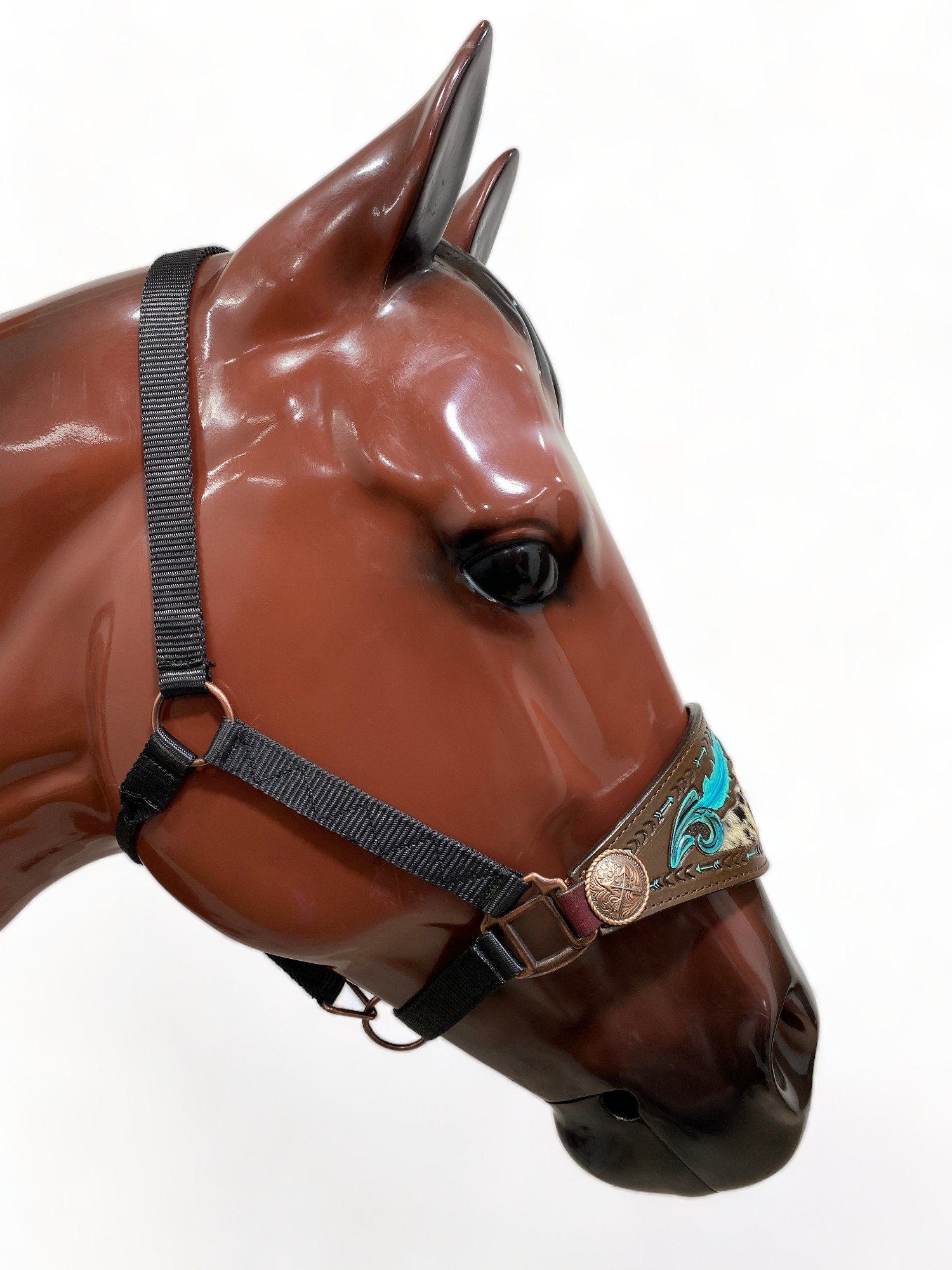 MOUSM Western Bronc Halter - Argentina Cow Leather Halter for Horse Decorated with Turquoise Feather Carving and Hair On Cow Hide Inlay, Cross Arrow Emblem Antique Copper Conchos